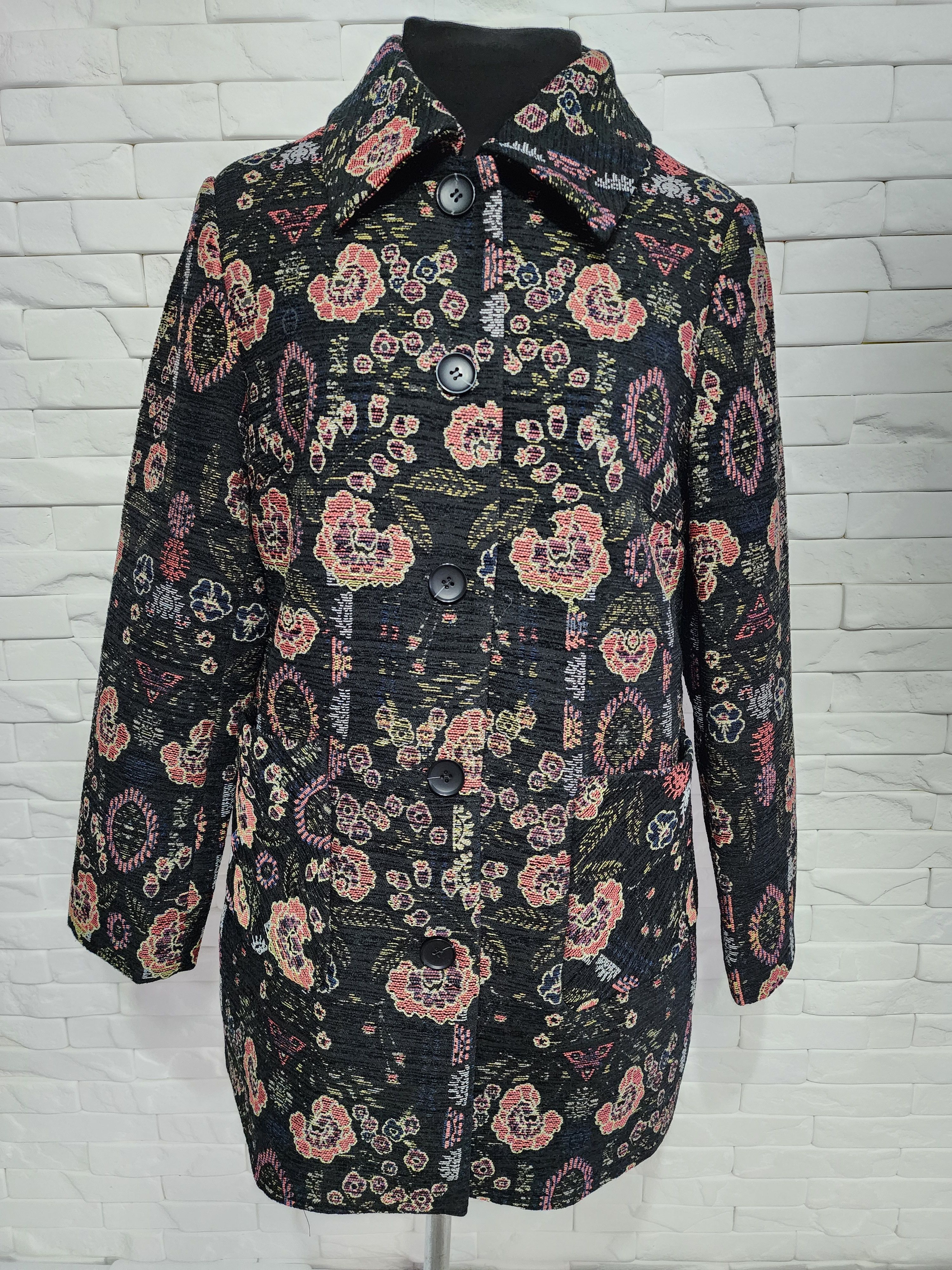 Other Wonderful women's jacket made of tapestry fabric. Size XL / US 12-14 / IT 48-50 - 1 Thumbnail