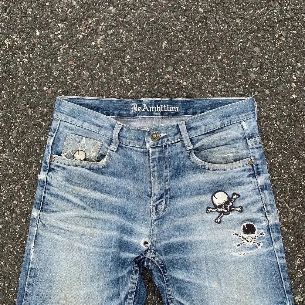 Tornado Mart SUN FADED SKULLS DISTRESSED DENIM TROUSERS BE AMBITION JEANS Size US 32 / EU 48 - 3 Thumbnail