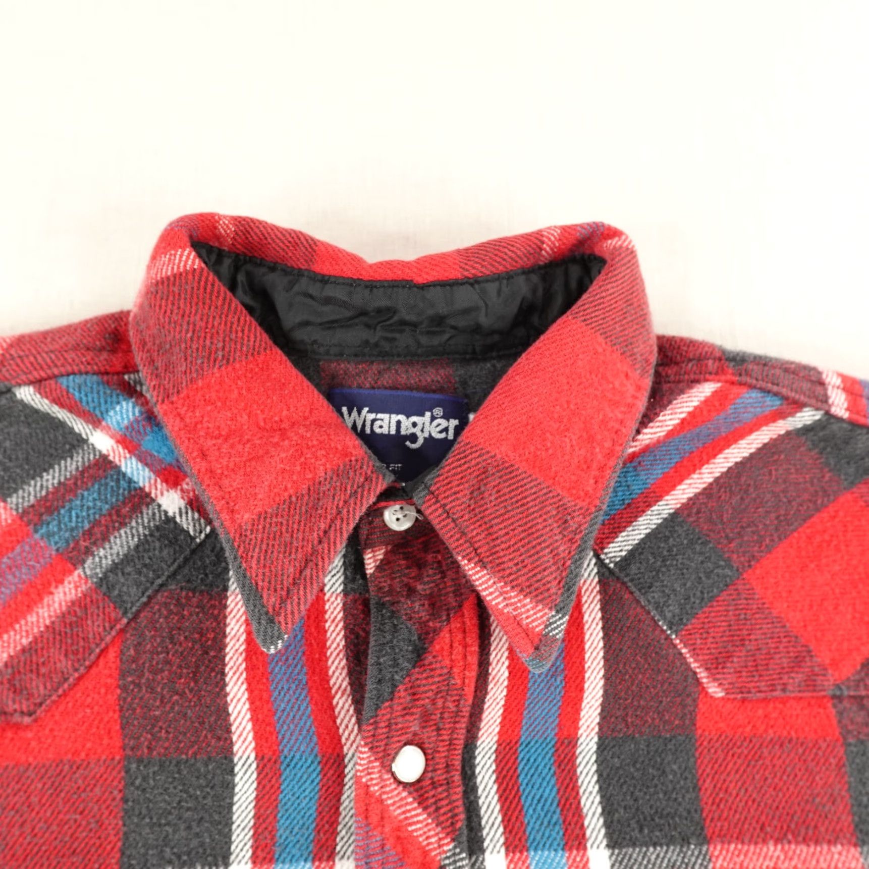 Wrangler VINTAGE Wrangler Shirt XL Red Plaid Western Pearl Snap X-Long Tail 90s Mens Shirt Size US XL / EU 56 / 4 - 2 Thumbnail