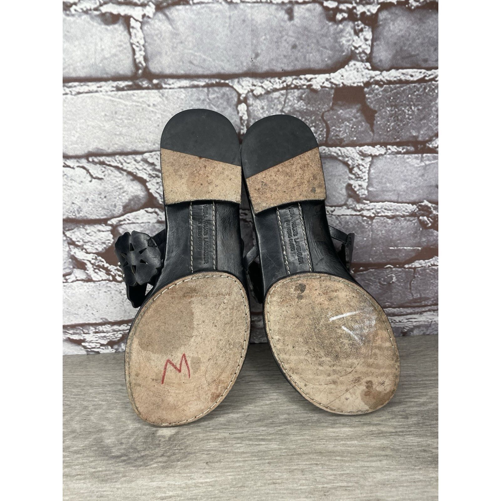 Vera Wang Vera Wang Lavender Label Black Leather Slides Thong Sandals Size US 6 / IT 36 - 18 Thumbnail