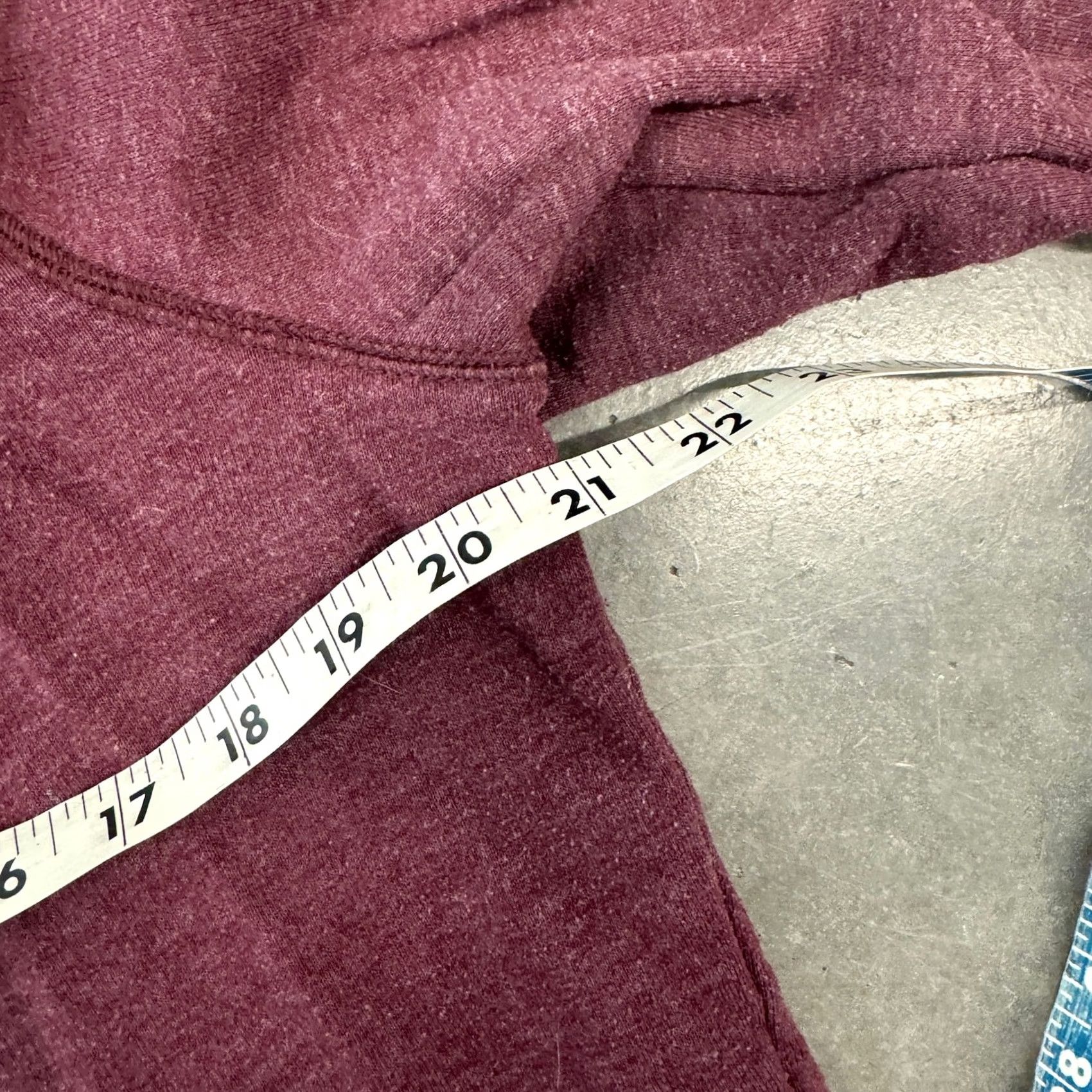 Victoria's Secret VINTAGE Victoria's Secret PINK Sequin Maroon Full Zip Hoodie Sweatshirt L Womens Size L / US 10 / IT 46 - 4 Thumbnail