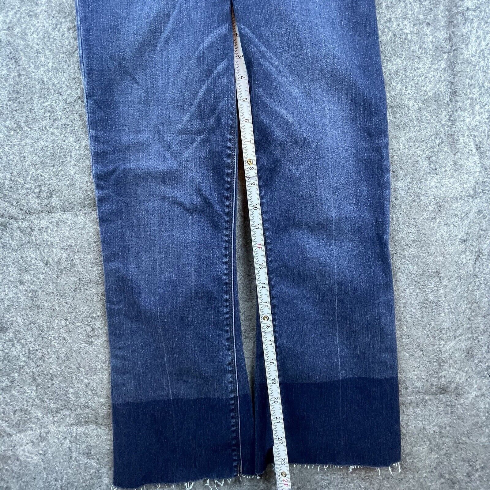Spanx Spanx Jeans Womens Extra Small Cropped Flare Jegging Stretch Size 25" / US 0 / IT 36 - 7 Thumbnail