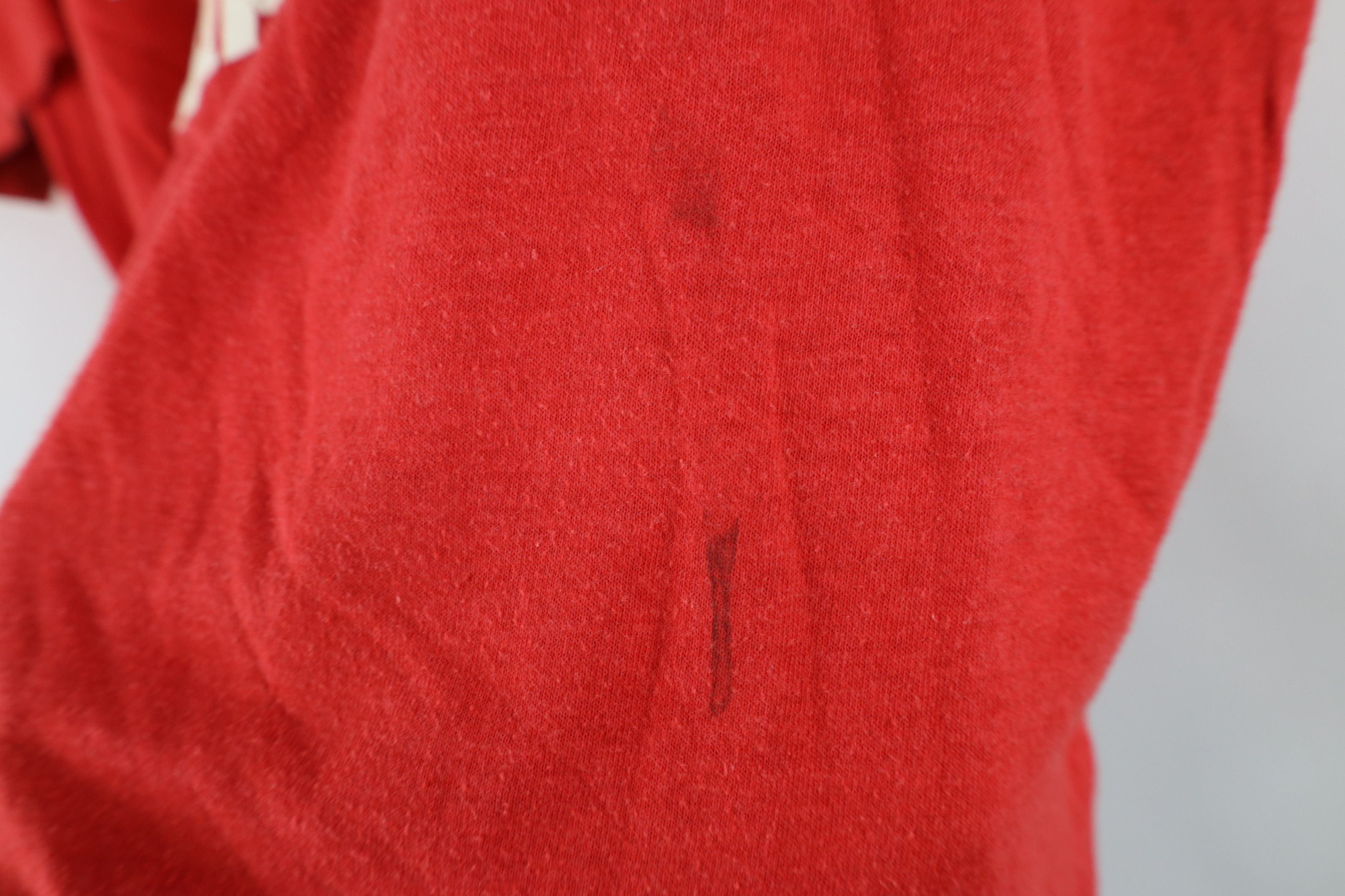 Vintage Vintage 70s 80s Hersheys Twizzlers Licorice T-Shirt Red USA Size XL / US 12-14 / IT 48-50 - 5 Thumbnail