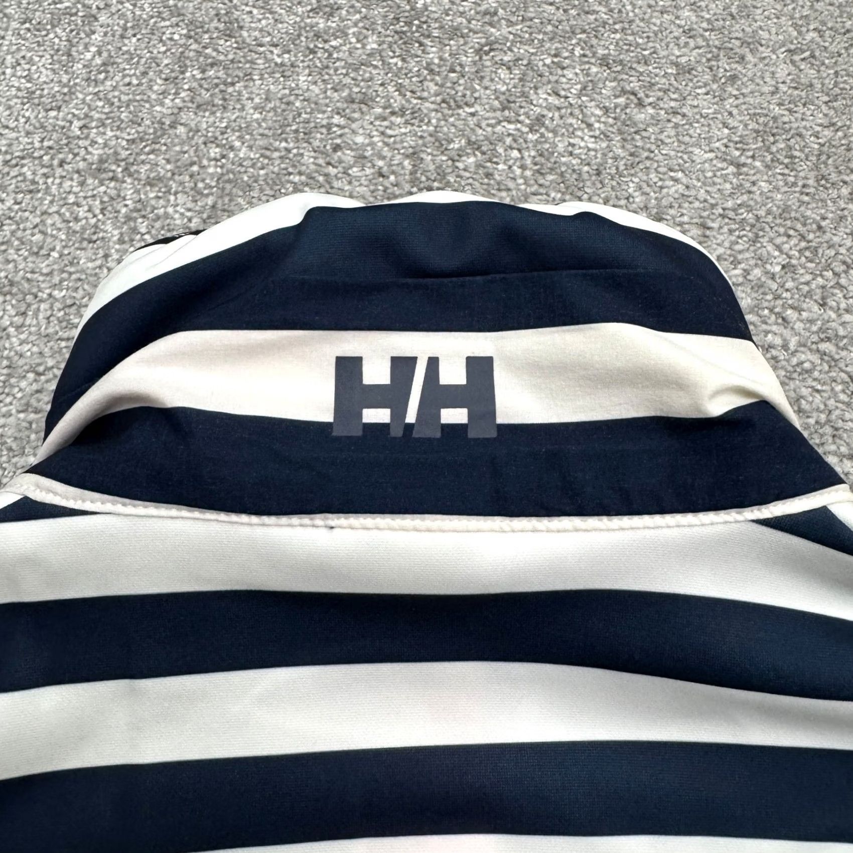 Helly Hansen Helly Hansen Jacket Womens Small Navy White Striped Fleece Size S / US 4 / IT 40 - 5 Thumbnail