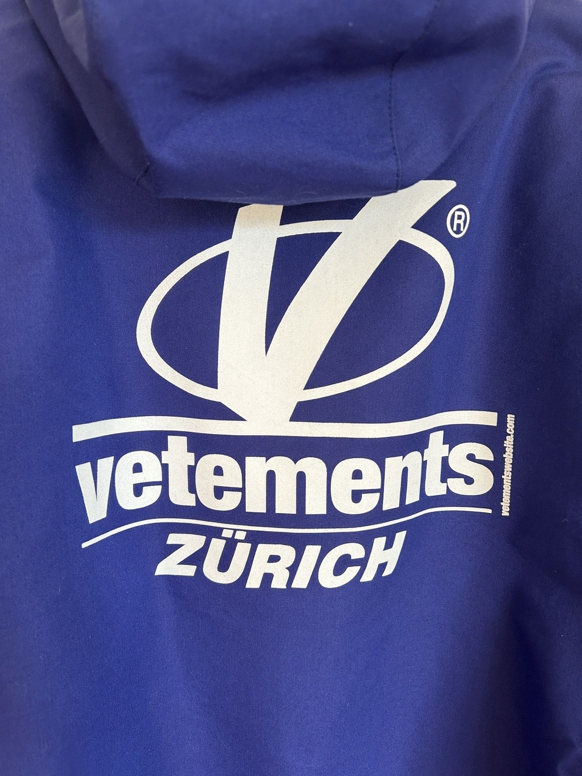 Vetements Dhl parka - Zurich variant Size US XS / EU 42 / 0 - 2 Thumbnail