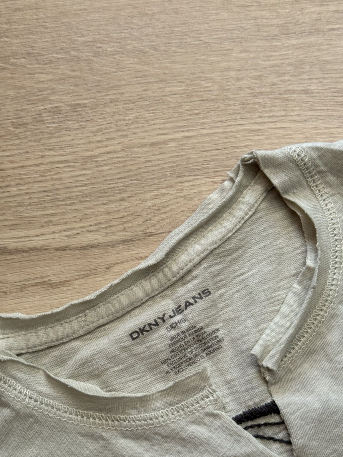 DKNY Vintage 00’s DKNY Jeans y2k Japanese T-Shirt Size US S / EU 44-46 / 1 - 6 Thumbnail