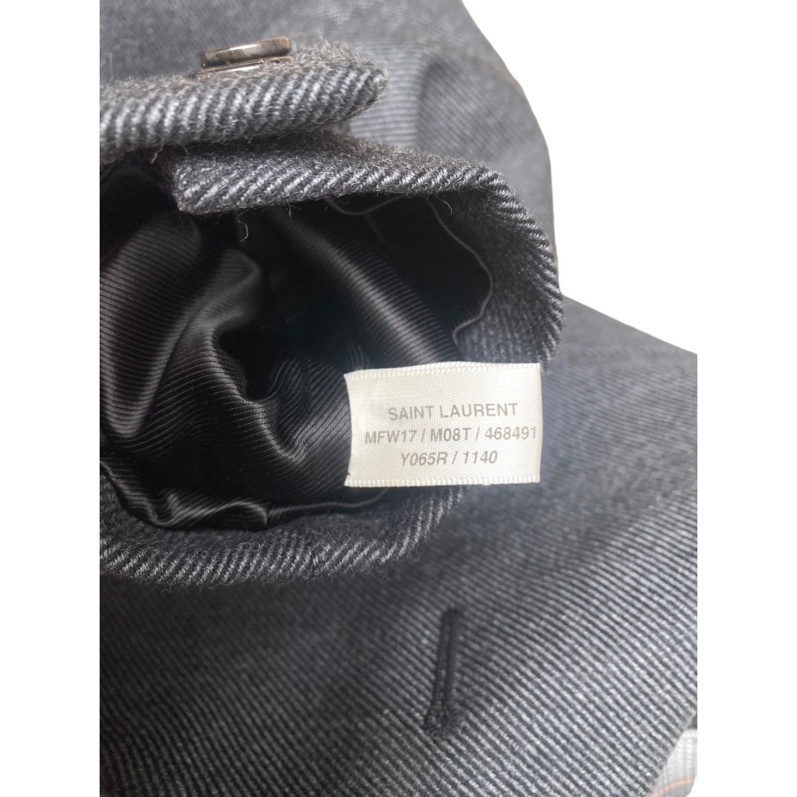 Saint Laurent Paris FW 2017 Grey Wool Chesterfield Coat Size US S / EU 44-46 / 1 - 6 Thumbnail