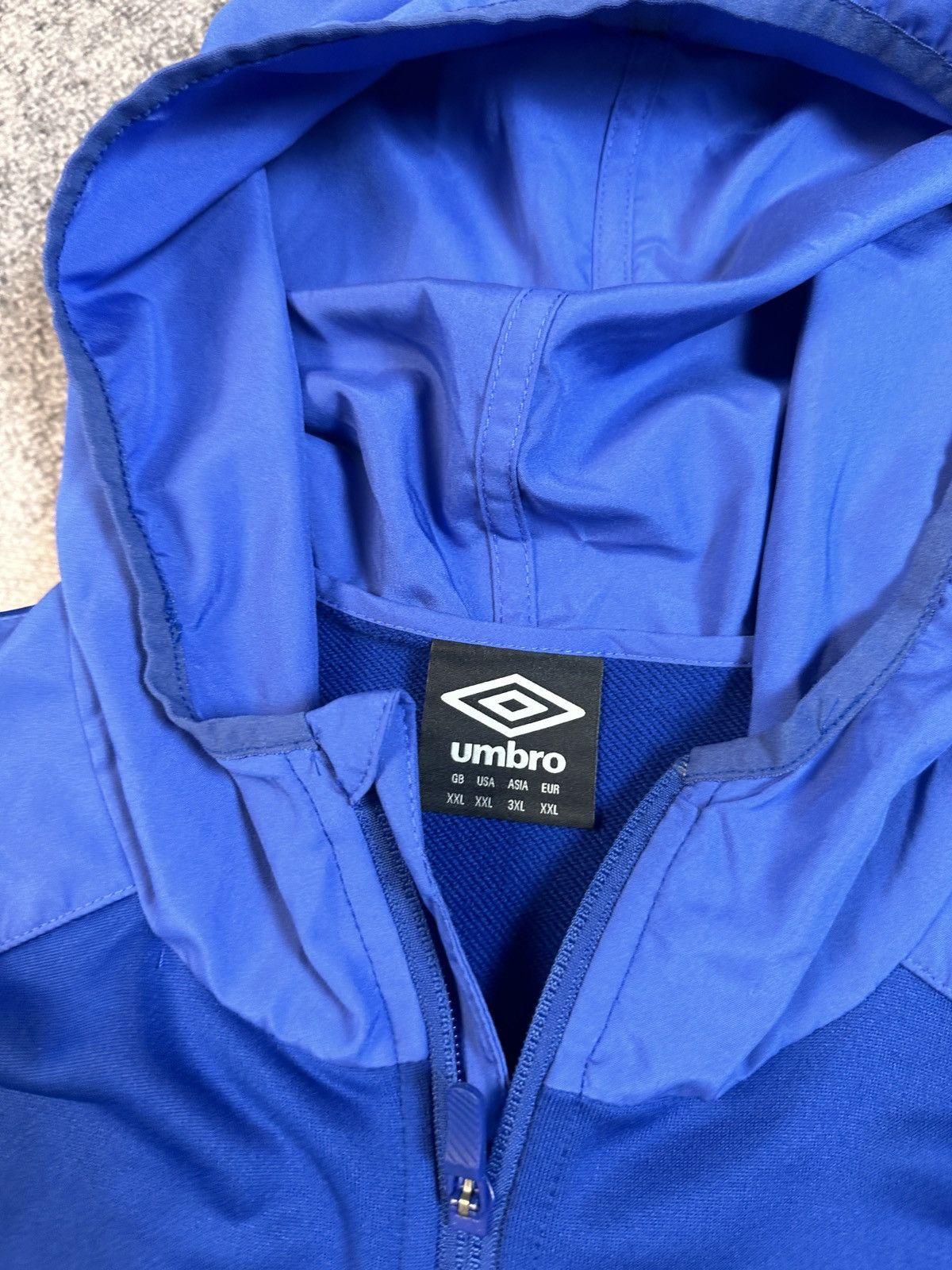 Umbro Umbro Shalke Soccer Jacket Streetwear Rare Casual Style XXL Size US XXL / EU 58 / 5 - 3 Thumbnail