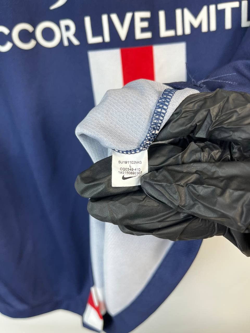 Nike PARIS SAINT-GERMAIN 2019 2020 HOME FOOTBALL NIKE SIZE L Size US L / EU 52-54 / 3 - 3 Thumbnail