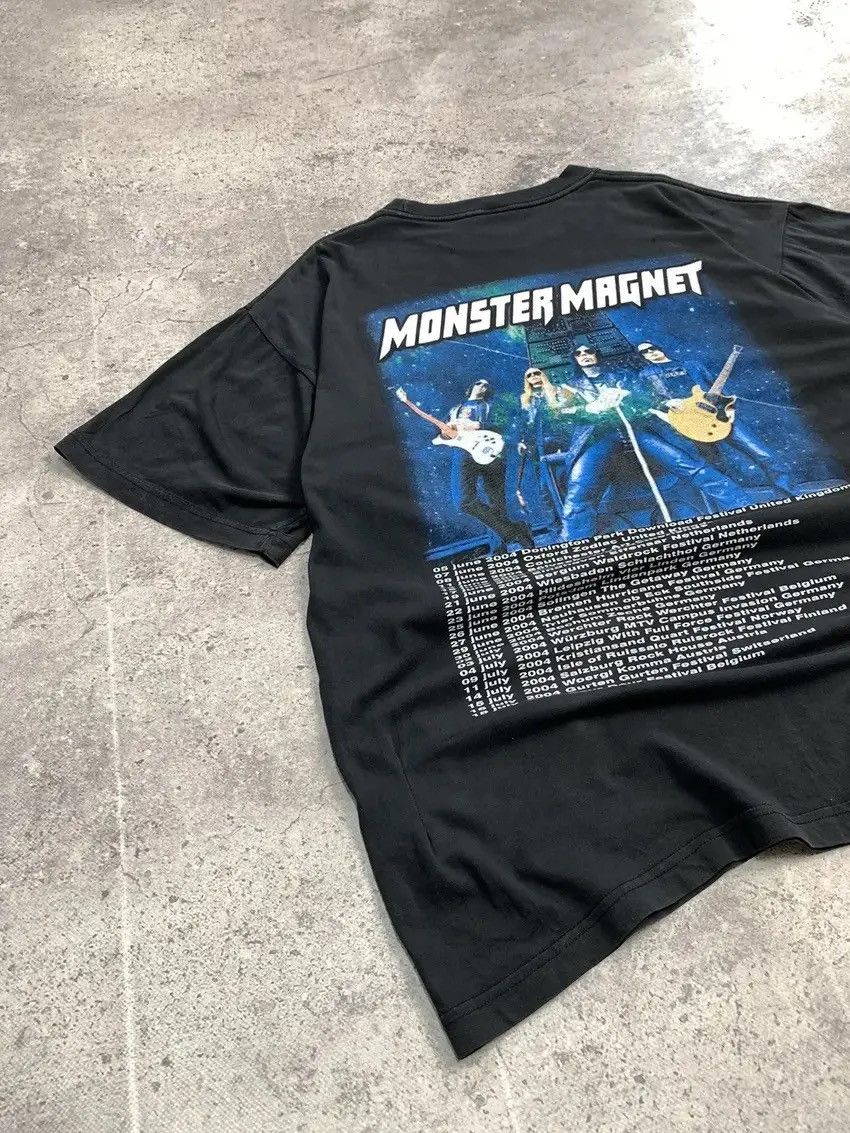 Japanese Brand × Vintage Vintage T-shirt Y2K sk8 street style Monster Magnet Size US L / EU 52-54 / 3 - 12 Thumbnail