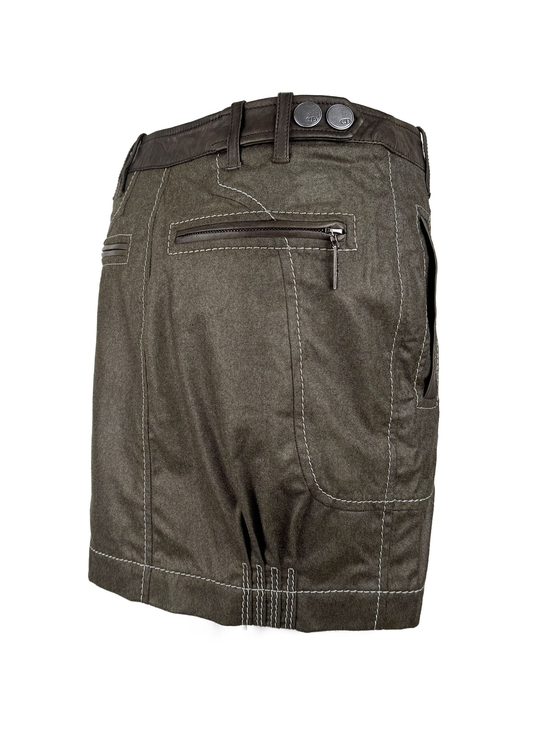 Dior Christian Dior 2006 Wool and Leather Asymmetric Mini Skirt Size 28" / US 6 / IT 42 - 1 Thumbnail