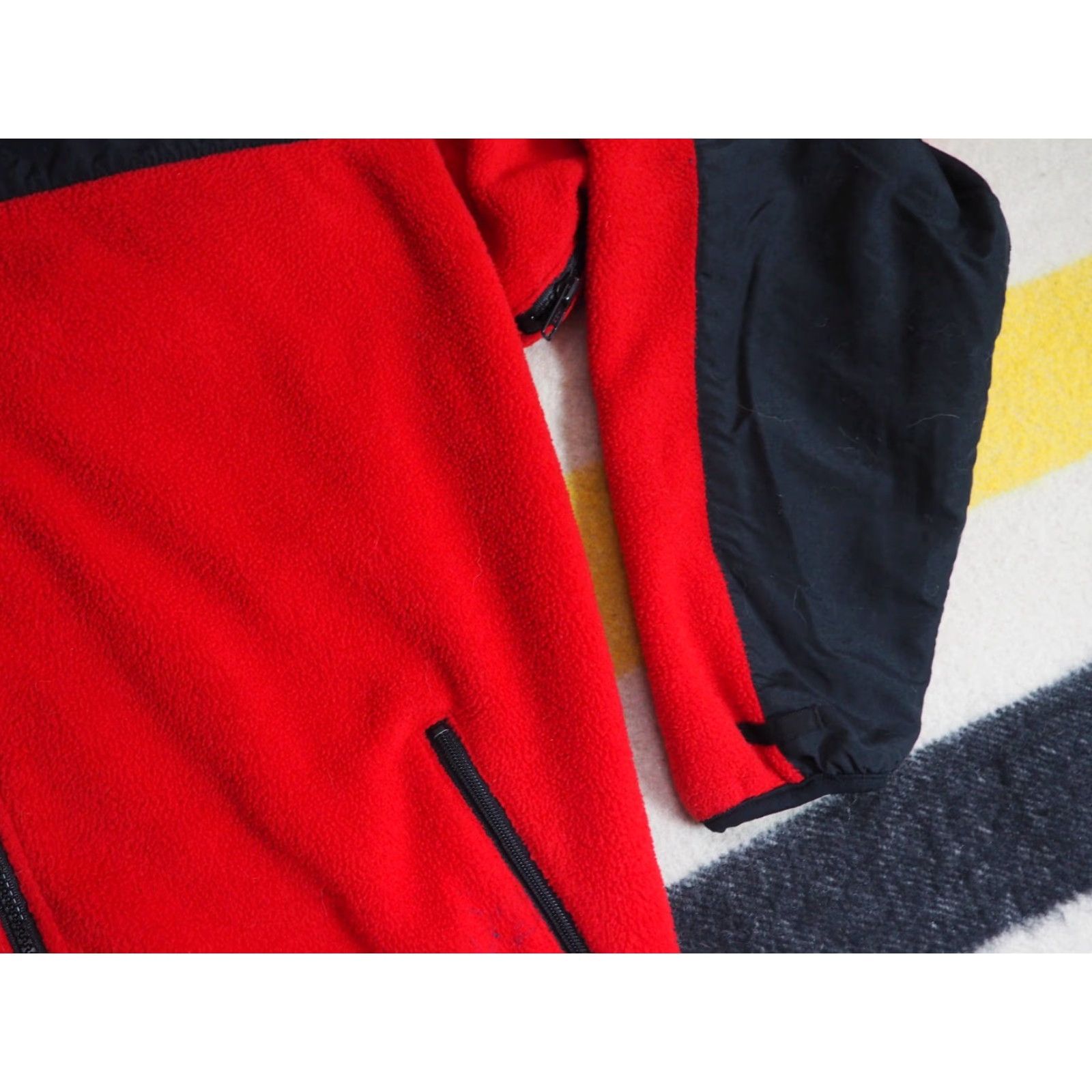 Vintage VINTAGE Solstice Jacket Shirt Mens L Red Black Nylon Fleece Zip 80s 90s Windbreaker Outdoor Hiking Walking Season Fall Winter Size US L / EU 52-54 / 3 - 5 Thumbnail
