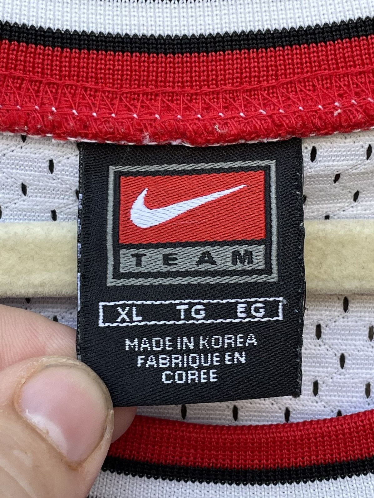 Nike Nike Team Michael Jordan 1984 Chicago Bulls Flight Jersey Size US XL / EU 56 / 4 - 2 Thumbnail