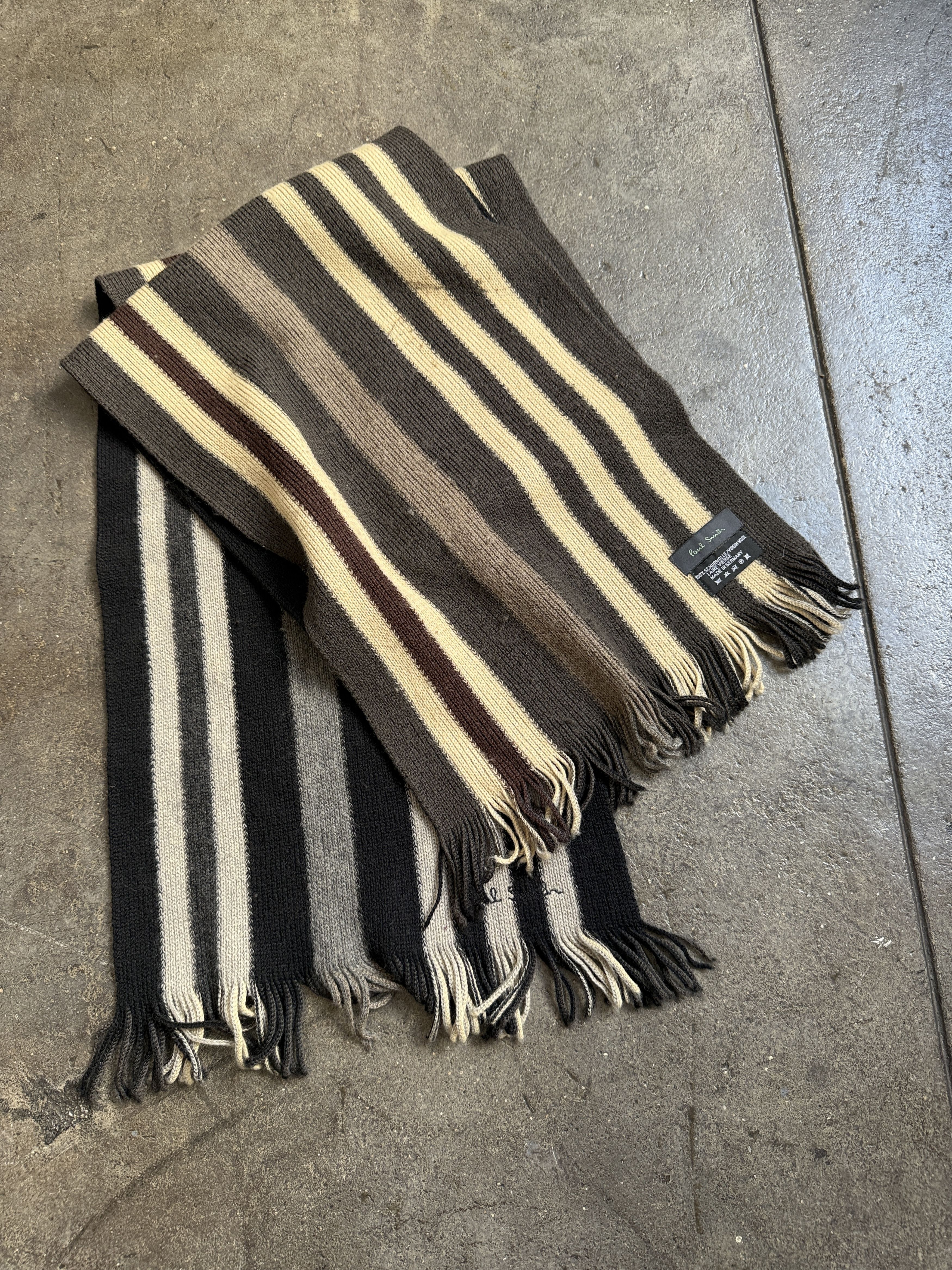 Paul Smith Paul Smith Double Sided Long Wool Scarf Size ONE SIZE - 1 Thumbnail