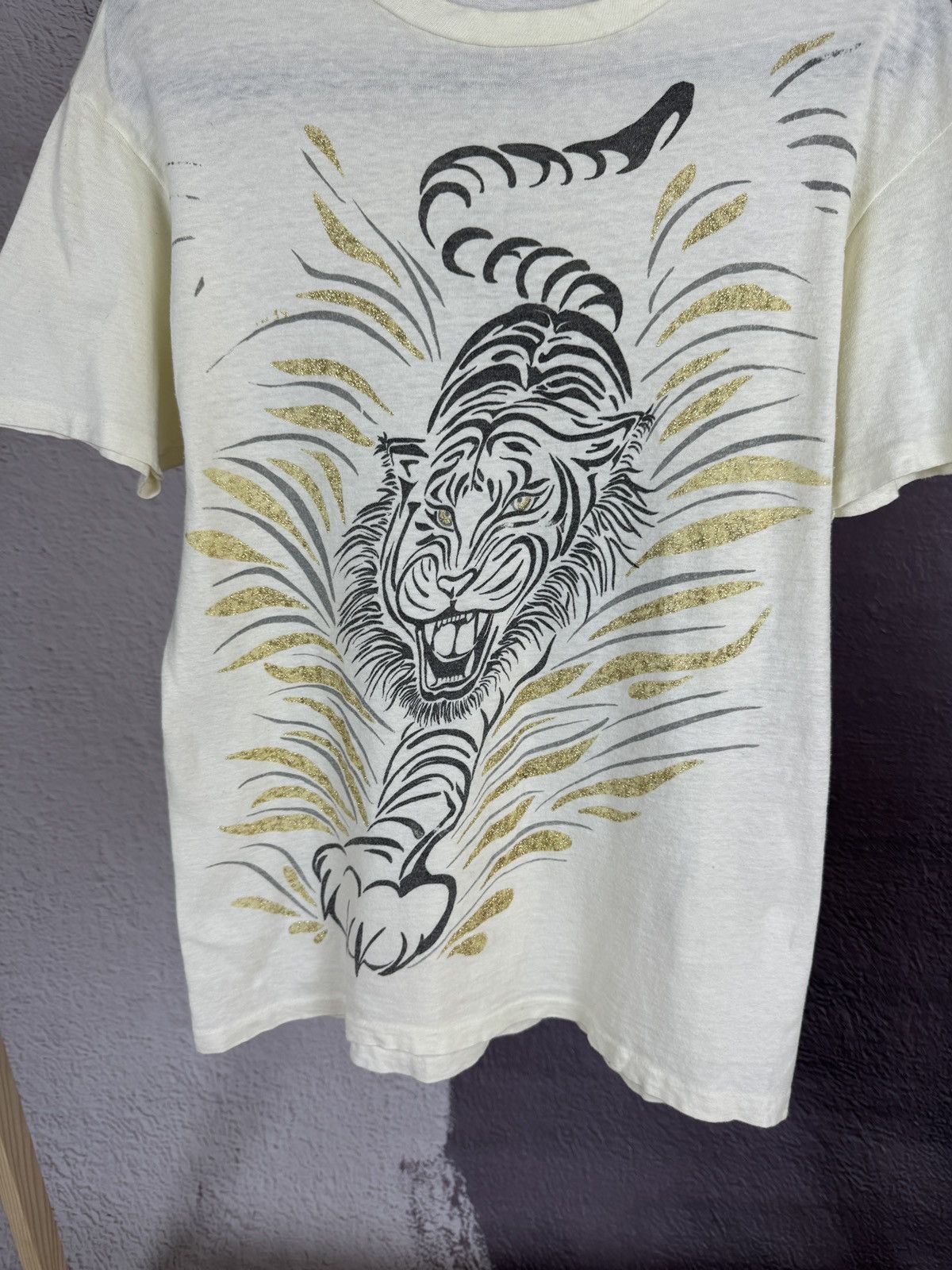 Vintage Vintage 90s single stitch double side Tiger print tee shirt Size US S / EU 44-46 / 1 - 8 Thumbnail