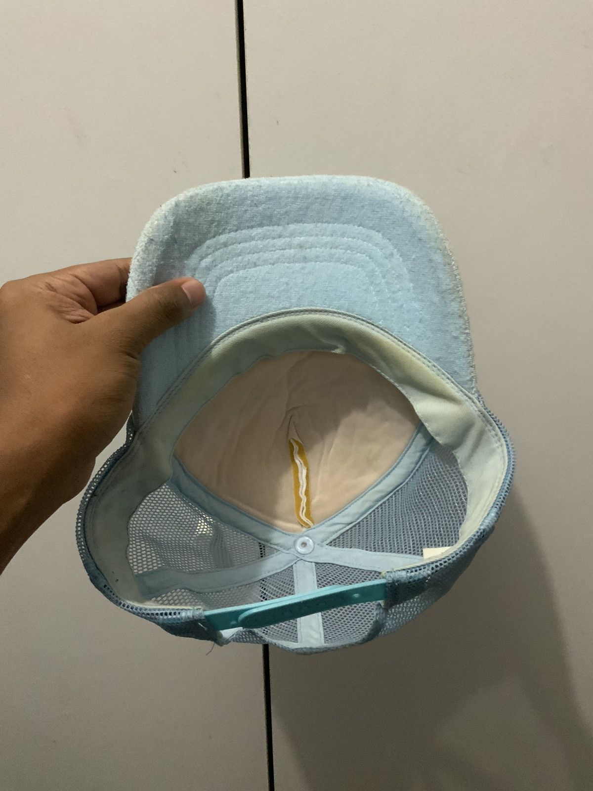 Hat Club Honey Milk Mohair Fur Trucker Hat Size ONE SIZE - 8 Thumbnail