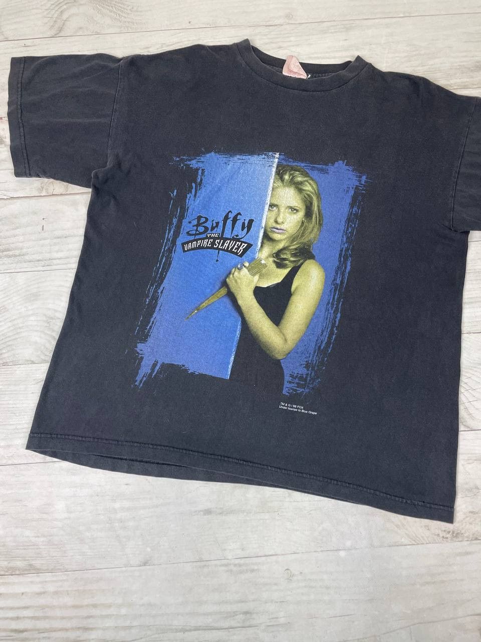 Vintage Vintage 1998 Buffy The Vampire Slayer T Shirt Size US XL / EU 56 / 4 - 3 Thumbnail