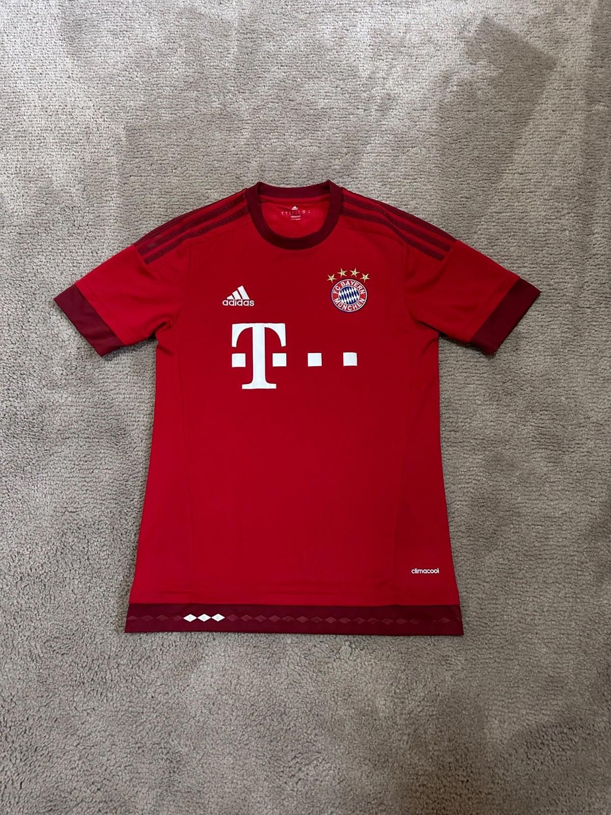Adidas #23 VIDAL Bayern Munich 2015/16 Football Jersey Soccer Size US S / EU 44-46 / 1 - 1 Thumbnail
