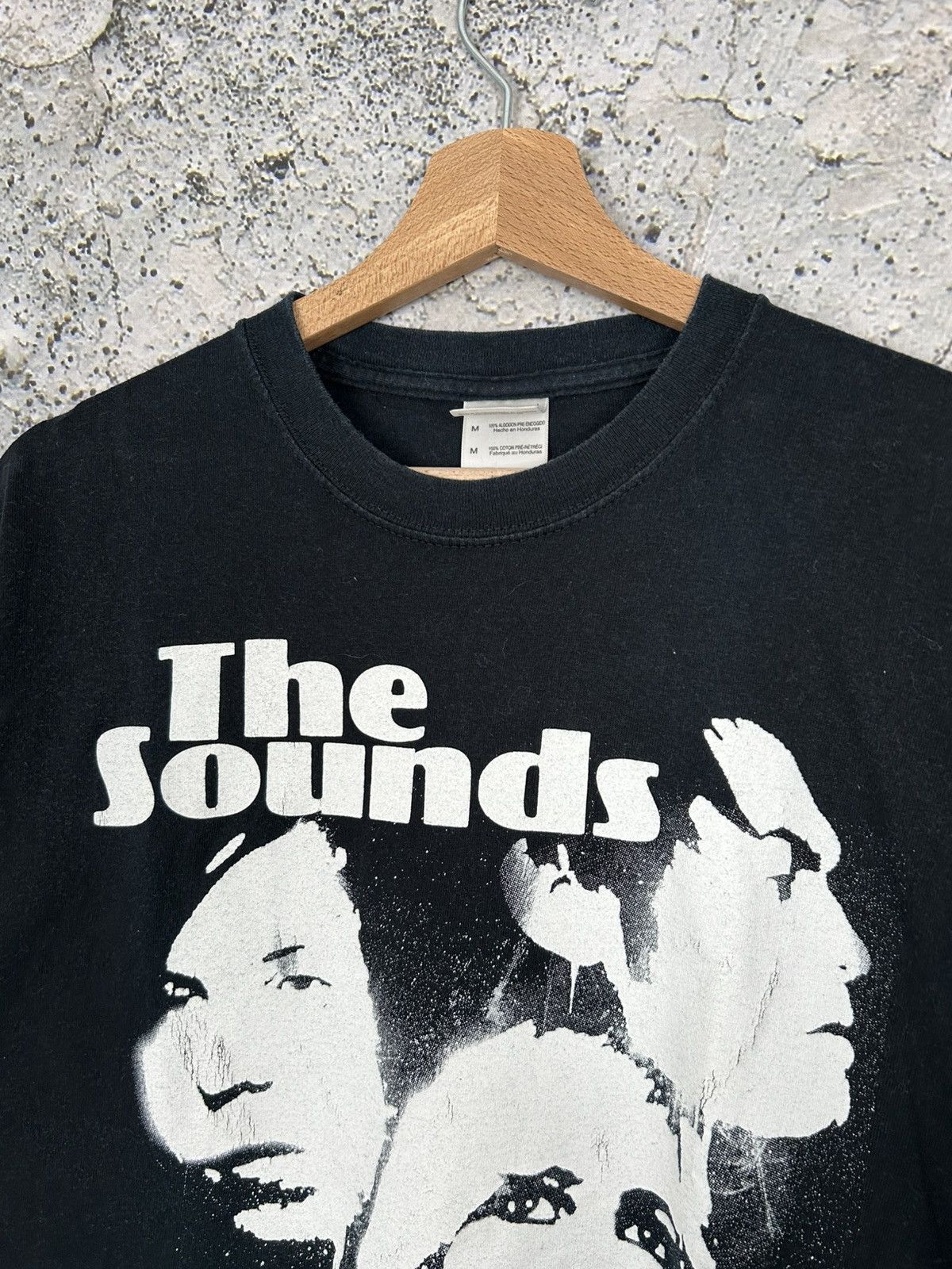 Band Tees The Sounds Vintage Rock Band Tee Metal Music Art Graphic Size US M / EU 48-50 / 2 - 3 Thumbnail