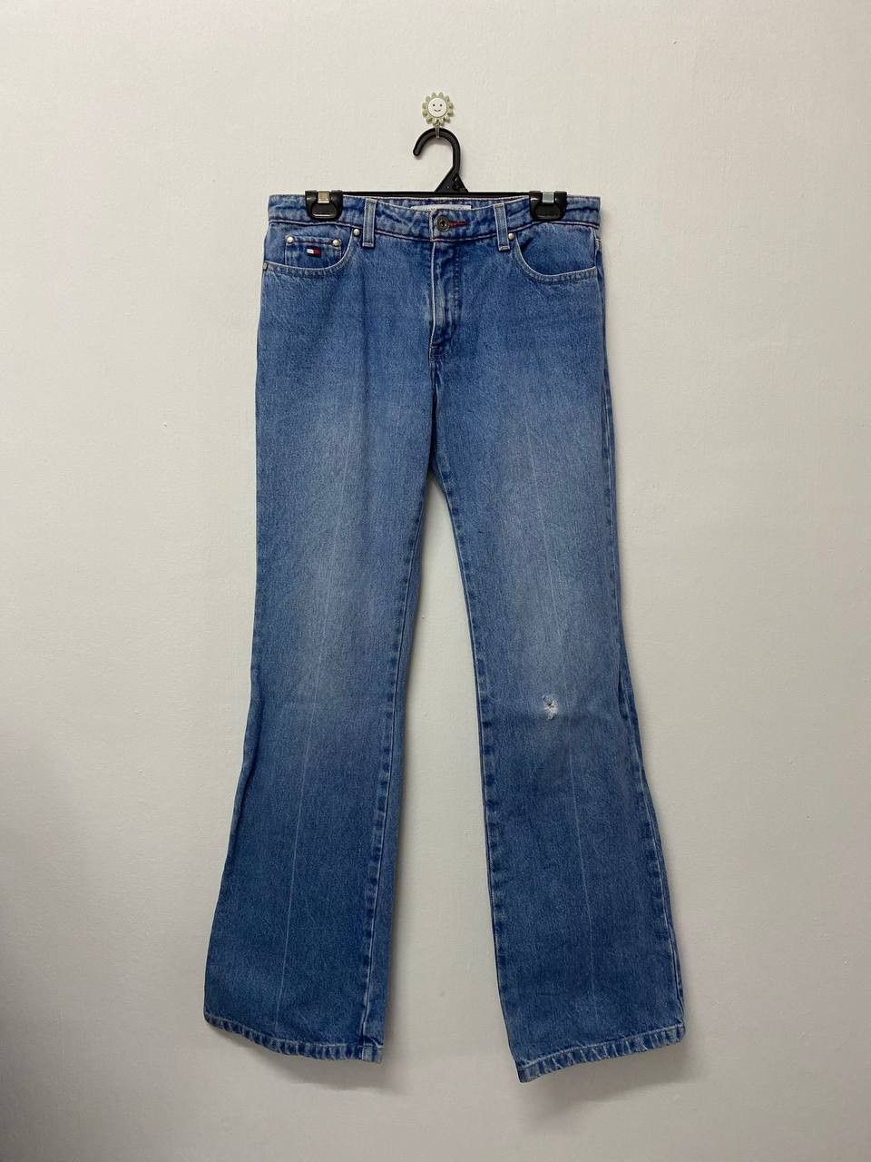 Tommy Hilfiger vintage tommy hilfiger bootcut denim nice design Size US 31 - 1 Thumbnail