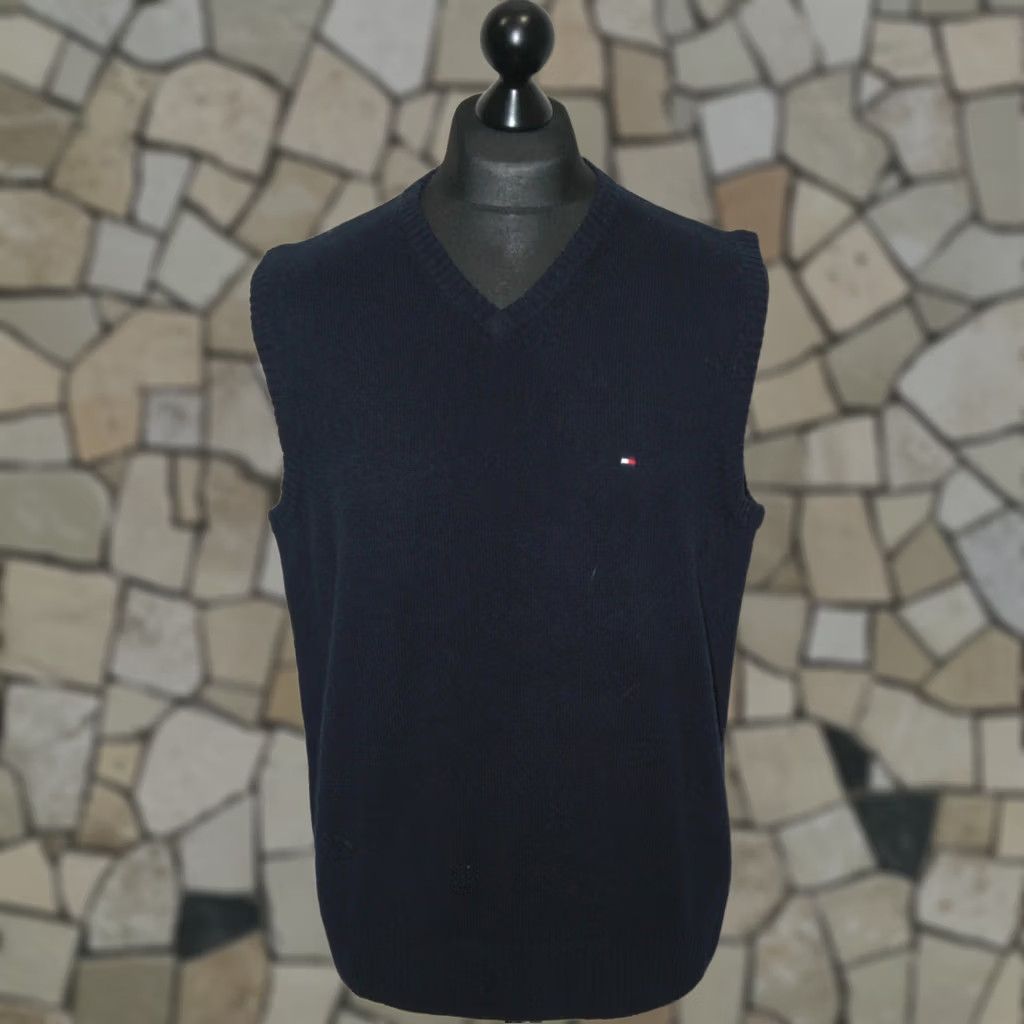Tommy Hilfiger Tommy Hilfiger Vest Mens 100% Lambs Wool Navy L Vest Size L Mens Shirt? Size US L / EU 52-54 / 3 - 1 Thumbnail