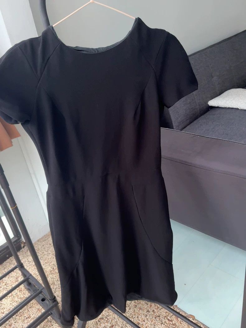 Alexander McQueen Alexander McQUEEN size 42 Black mid - length skirt Size M / US 6-8 / IT 42-44 - 1 Thumbnail