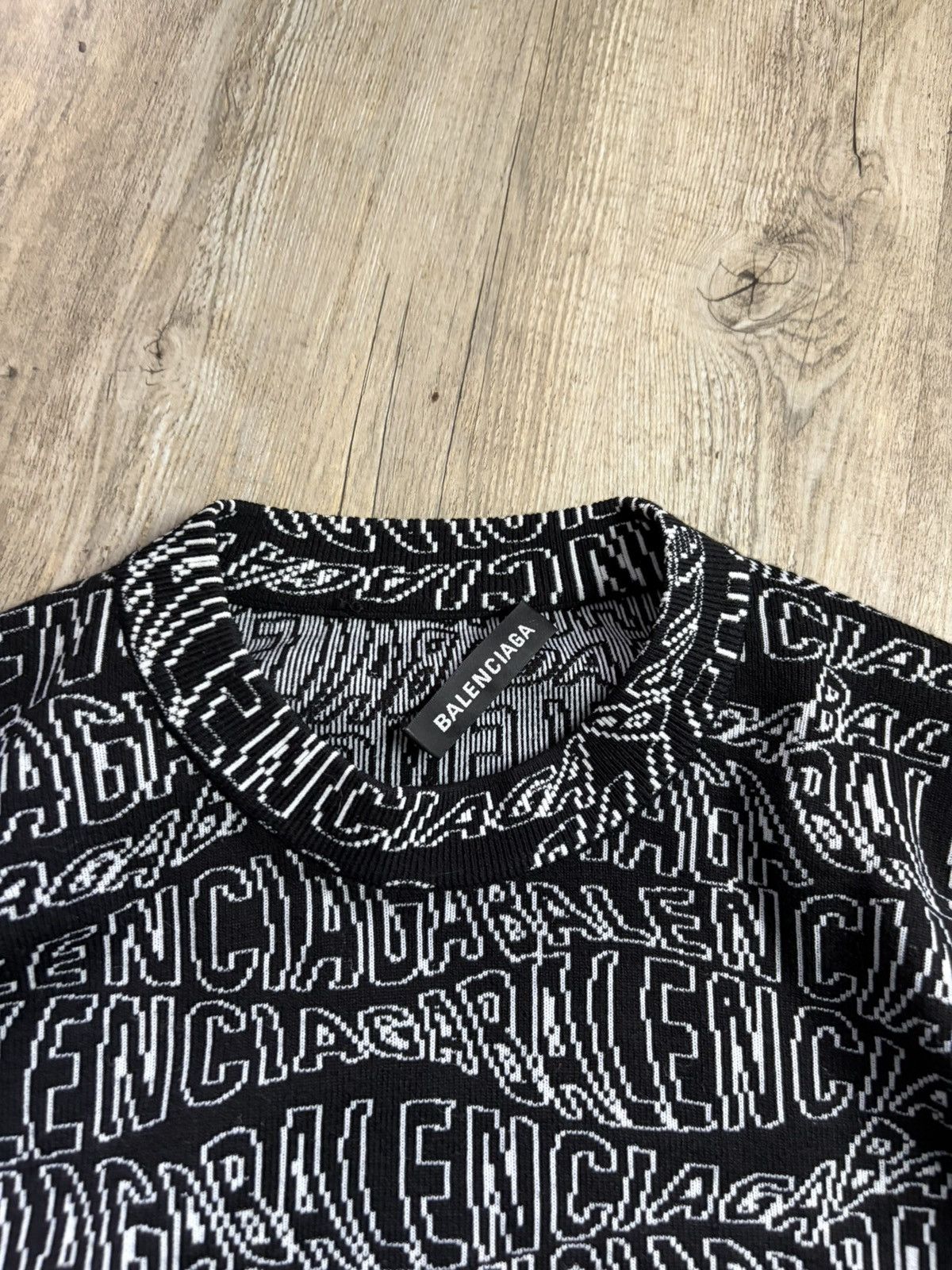 Balenciaga Balenciaga all over logo sweater Size US S / EU 44-46 / 1 - 2 Thumbnail