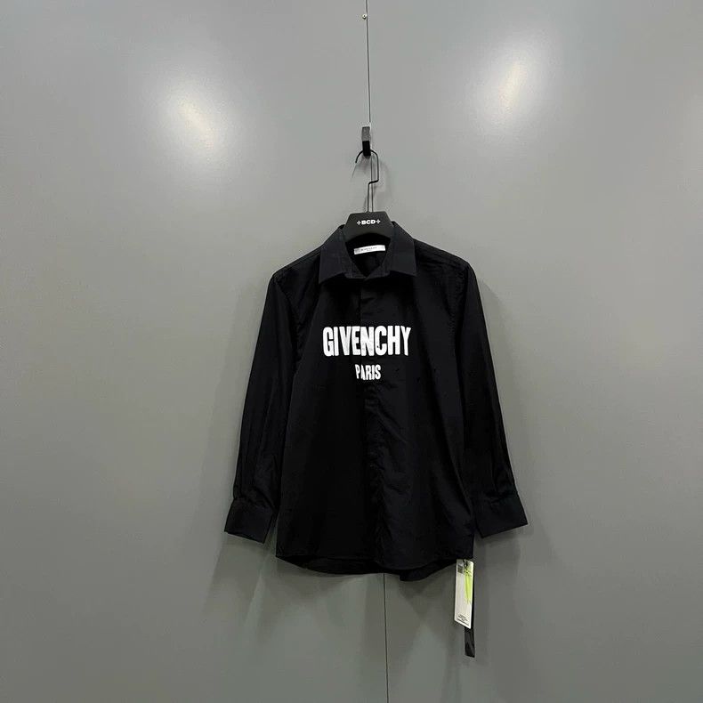 Givenchy Givenchy Black Front Logo Print Shirt, Size 38 Size US S / EU 44-46 / 1 - 1 Thumbnail