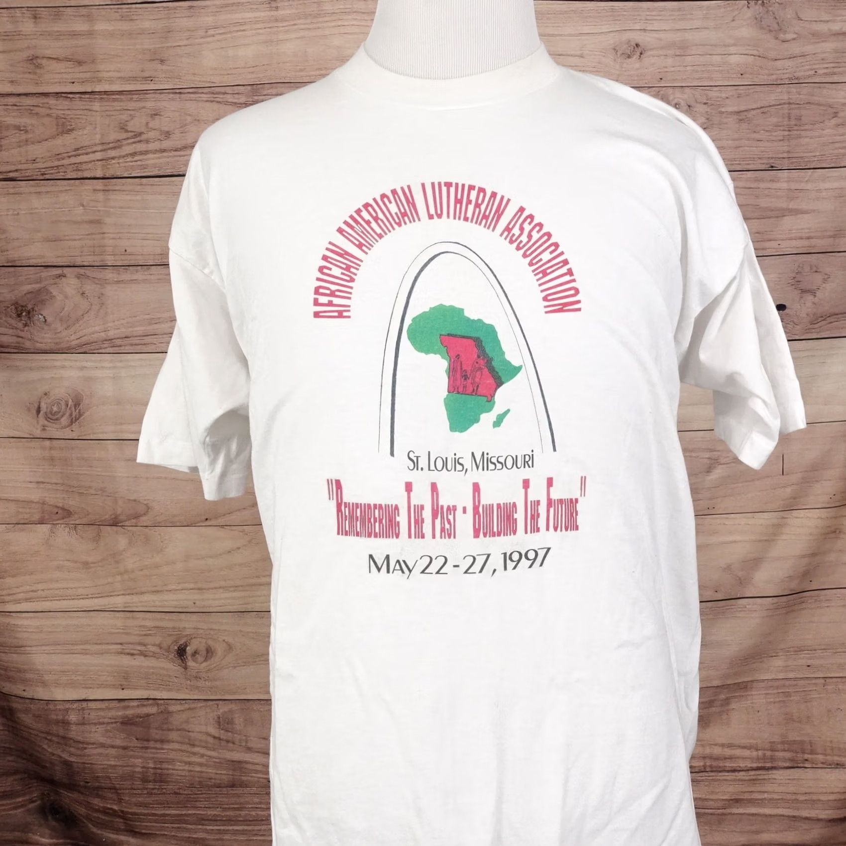 Fruit Of The Loom VINTAGE AFRICAN AMERICAN LUTHERAN ASSOCIATION ST LOUIS 1997 TSHIRT 2XL XXL Size US XXL / EU 58 / 5 - 2 Thumbnail