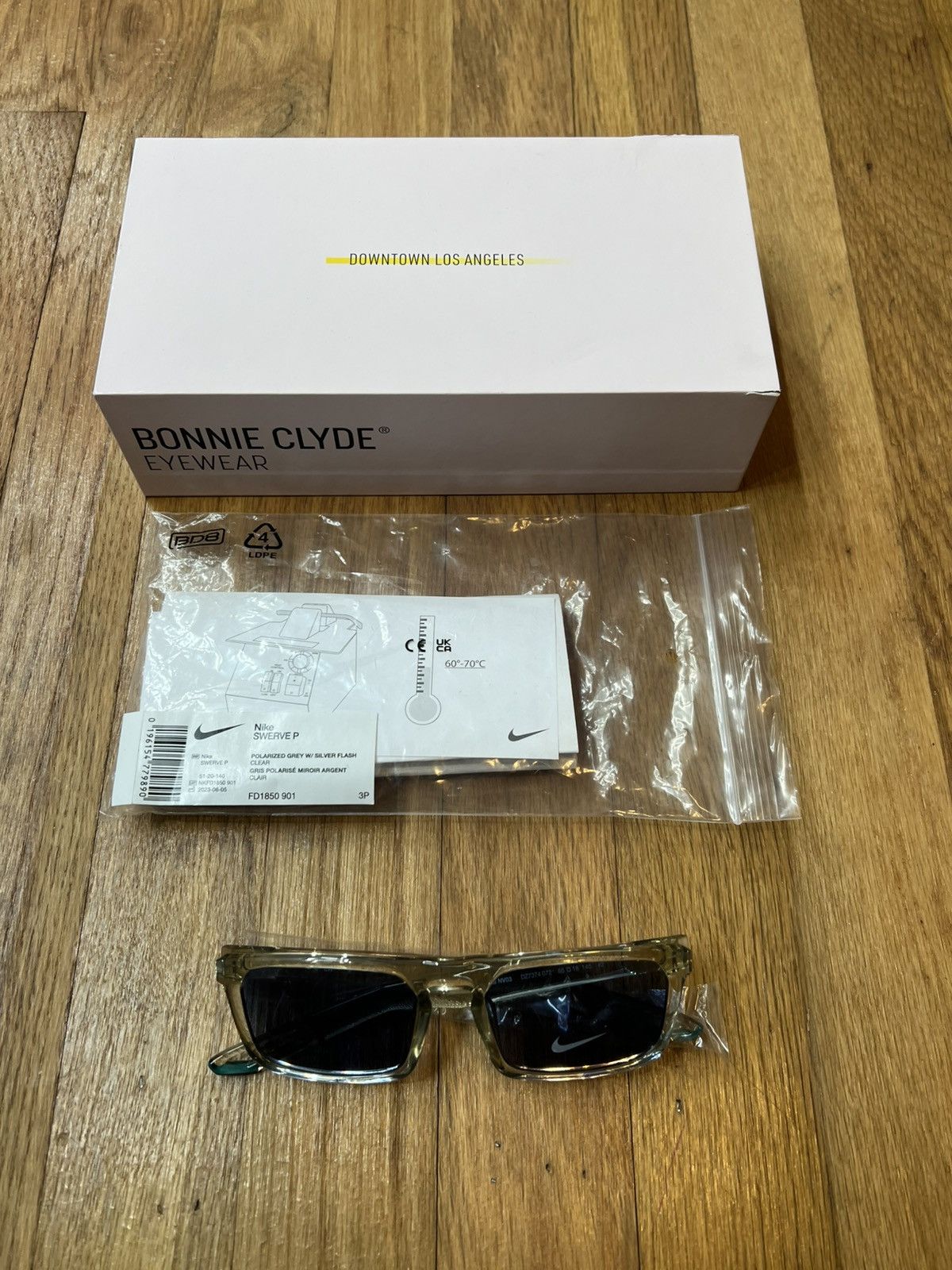 Nike Nike Swerve P FD1850 Sunglasses Polarized Grey Clear Size ONE SIZE - 3 Thumbnail