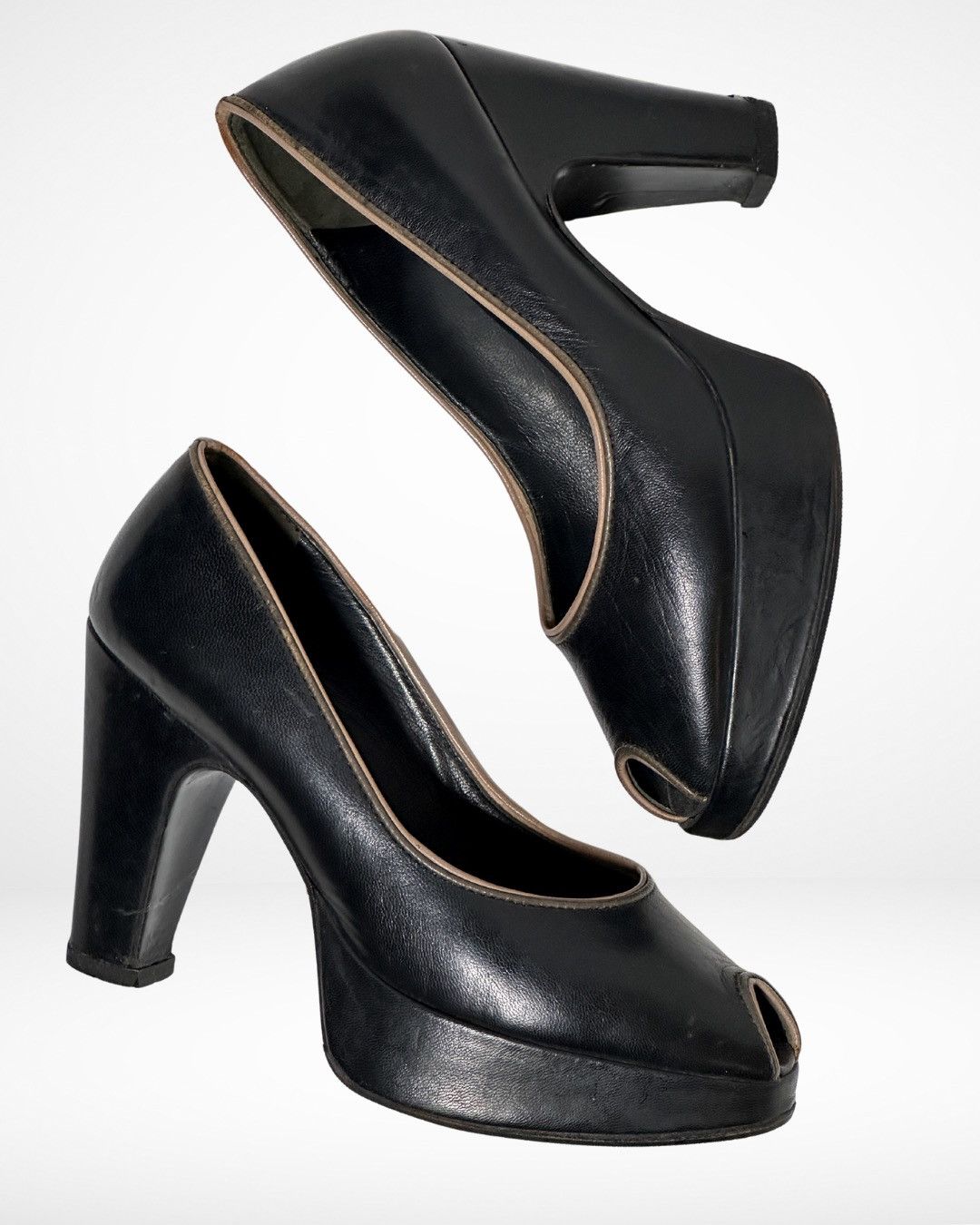 Miu Miu SS03 Peep Toe Horse Hoof Pumps Size US 5 / IT 35 - 3 Thumbnail