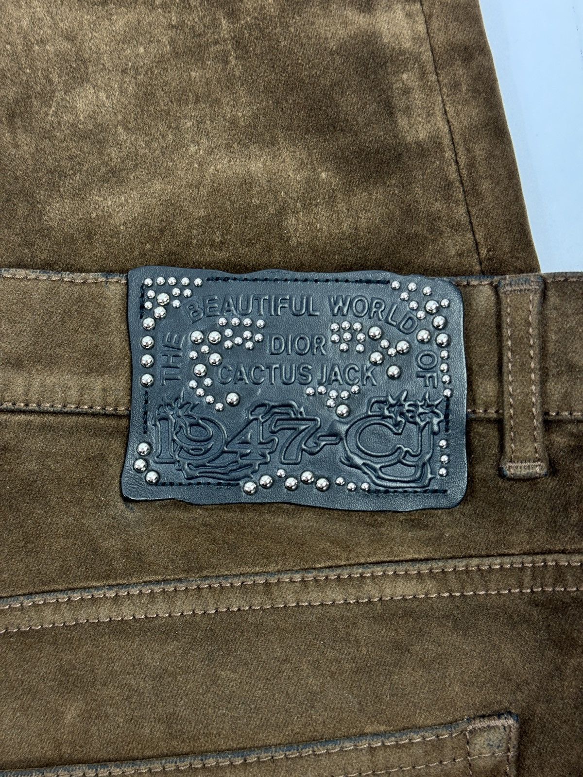 Dior × Travis Scott DIOR CACTUS JACK BROWN VELVET TWO PIECE SET Size US L / EU 52-54 / 3 - 14 Thumbnail