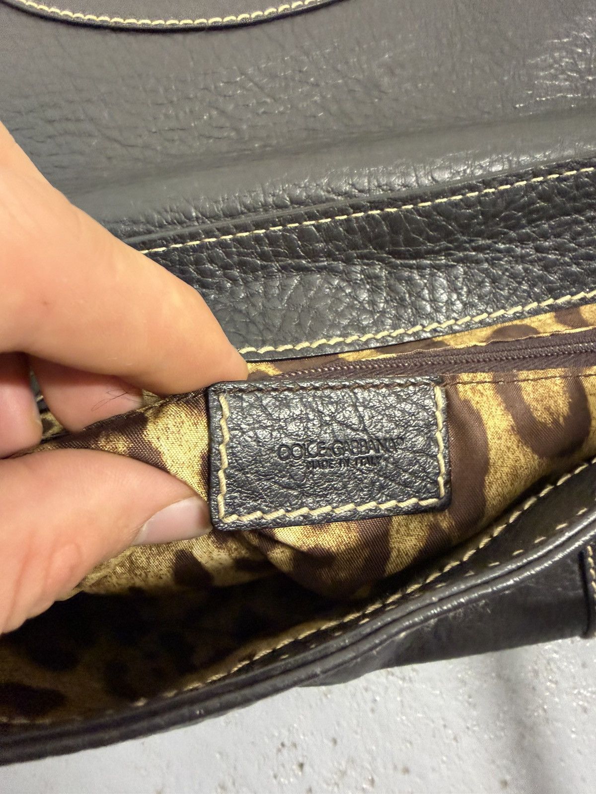 Dolce & Gabbana Dolce & Gabbana Leather Metal Rivets Handbag Size ONE SIZE - 23 Thumbnail