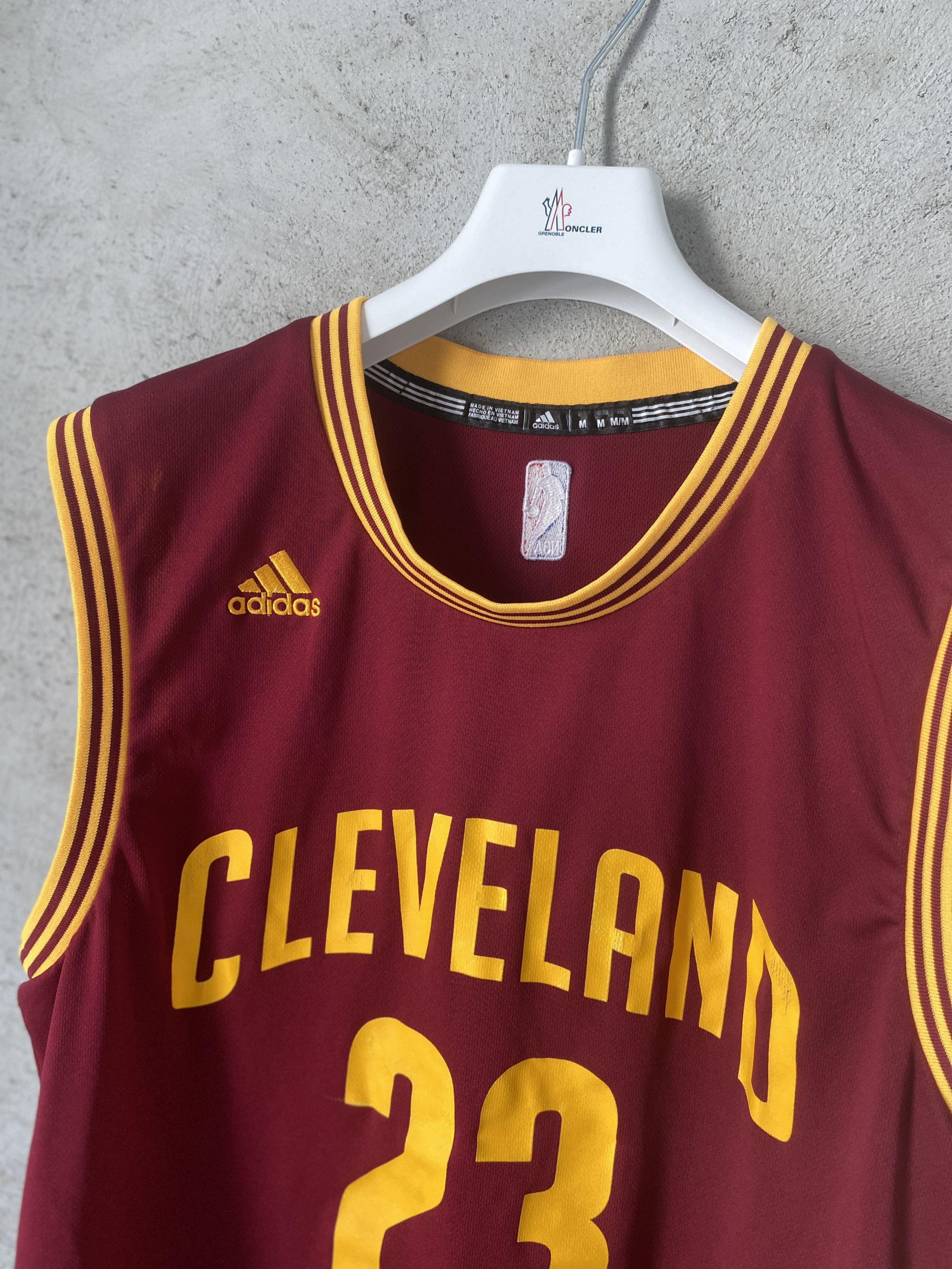 Adidas Adidas NBA Cleveland James jersey sport blokecore Size US M / EU 48-50 / 2 - 2 Thumbnail