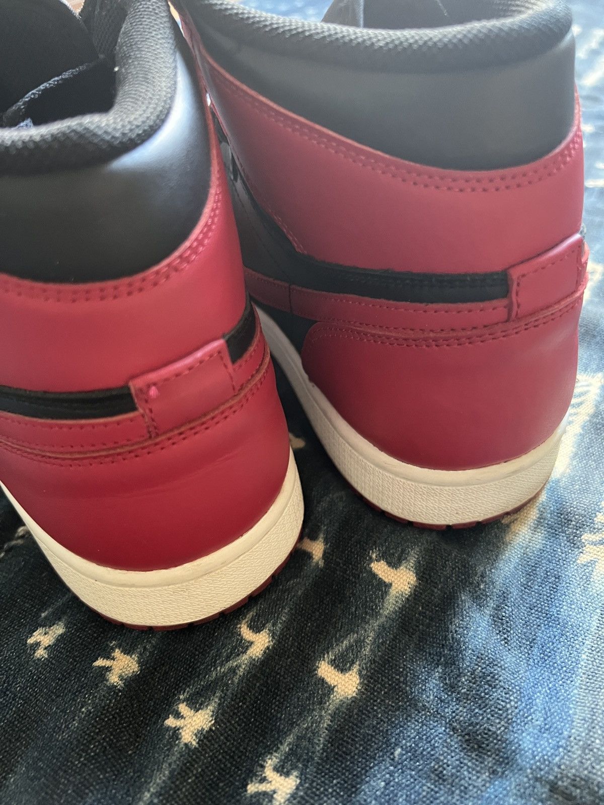 Nike Nike Air Jordan 1 High Retro OG 2013 Bred Size US 10.5 / EU 43-44 - 7 Thumbnail