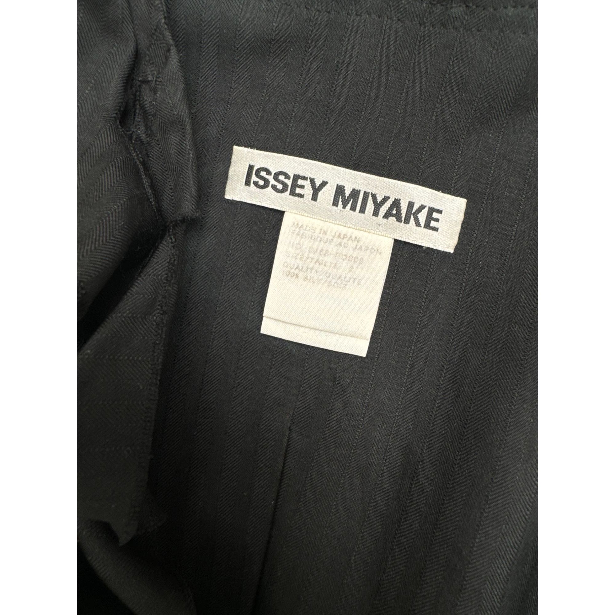 Issey Miyake Black Silk Ruffled Jacket Size S / US 4 / IT 40 - 6 Thumbnail