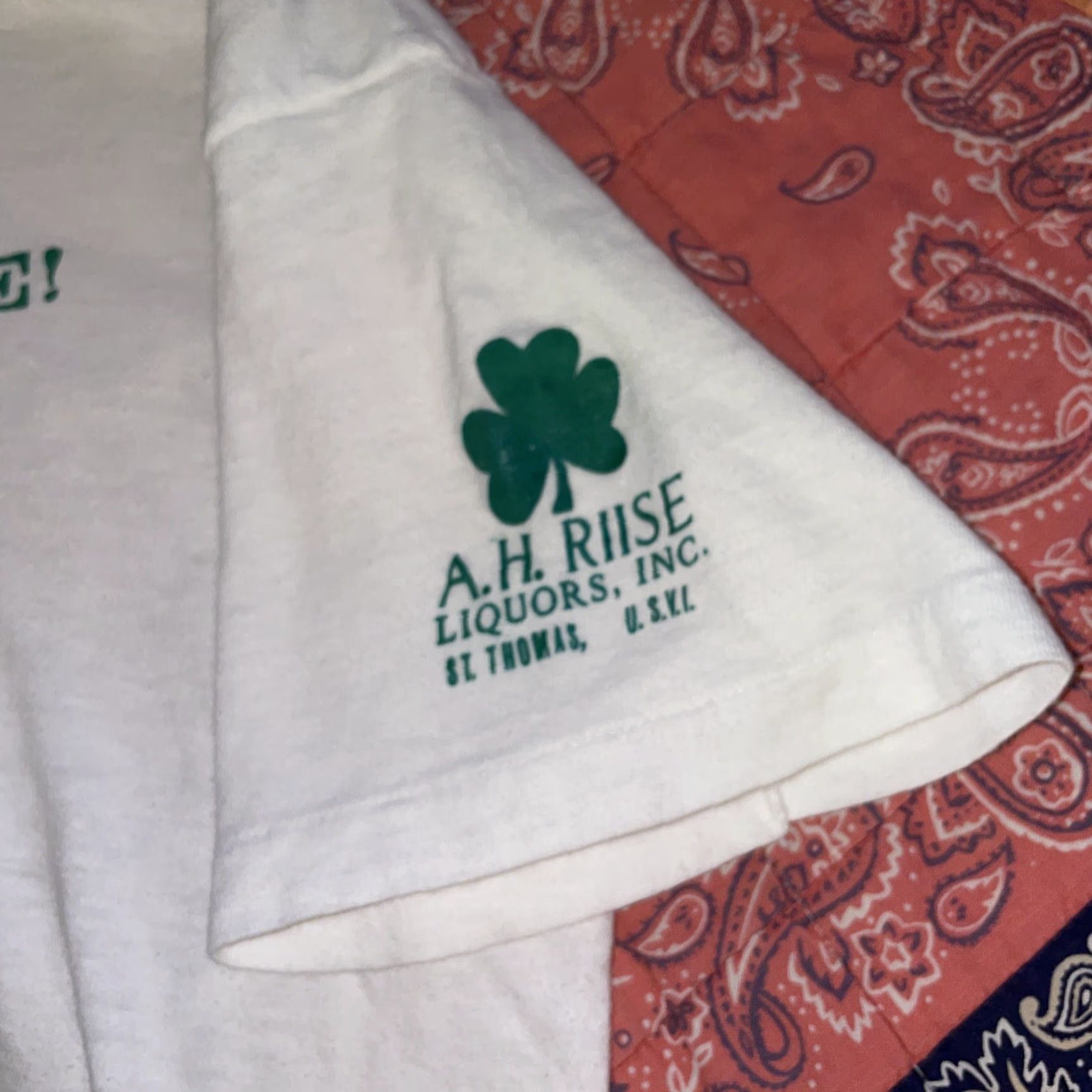 Hanes VINTAGE Hanes T-Shirt Shirt Stitch St.Patrick’s Day Virgin Islands S White 17x21 Mens Size US S / EU 44-46 / 1 - 5 Thumbnail