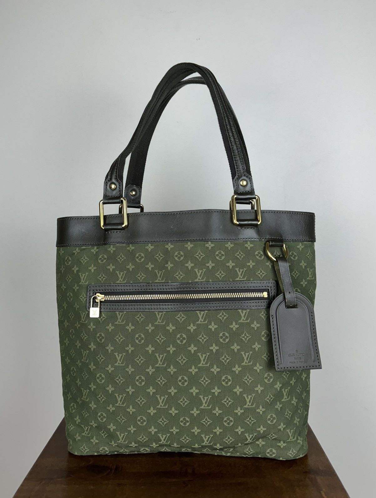 Luxury shopper bag Louis Vuitton monogram LV original item