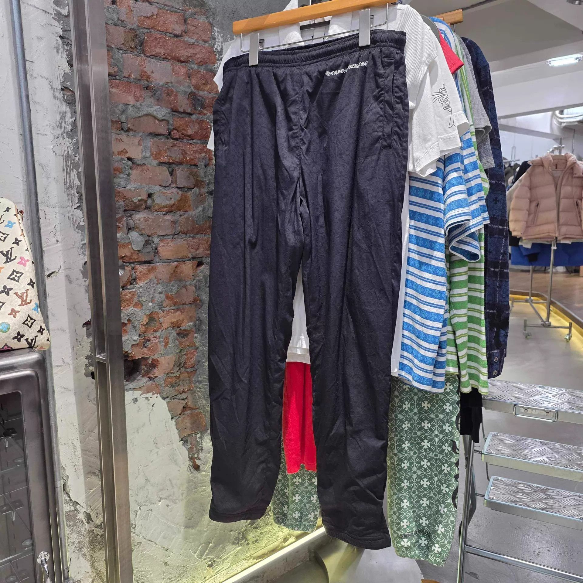 Chrome Hearts Chrome Hearts Black All-Over Print Zip-Cuff Track Pants M Size US 32 / EU 48 - 1 Thumbnail