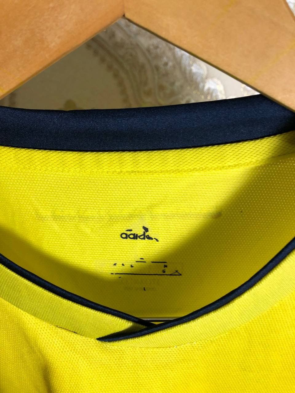 Vintage VERY RARE ADIDAS COLOMBIA SOCCER JERSEY RETRO BLOKE Y2K 90s Size US L / EU 52-54 / 3 - 5 Thumbnail