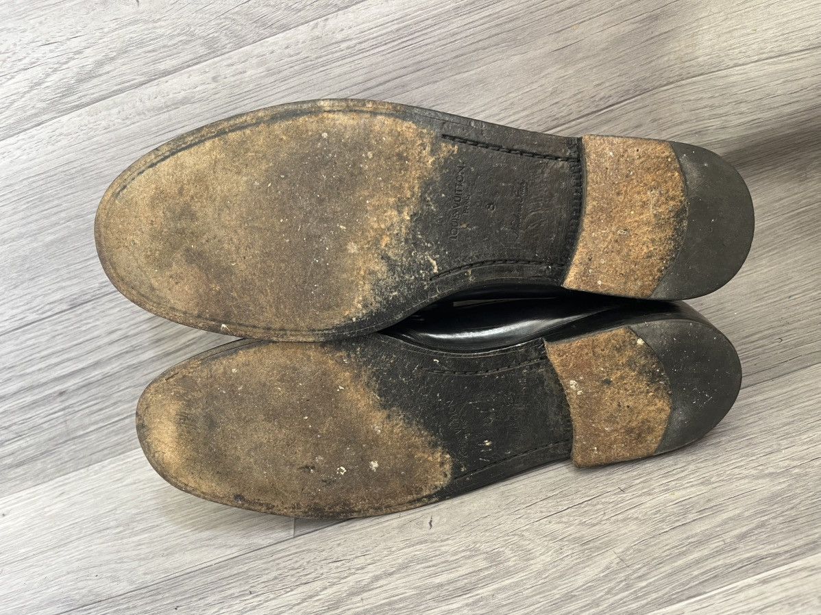 Louis Vuitton Louis Vuitton major LV logo casual leather loafers. Size US 9 / EU 42 - 12 Thumbnail