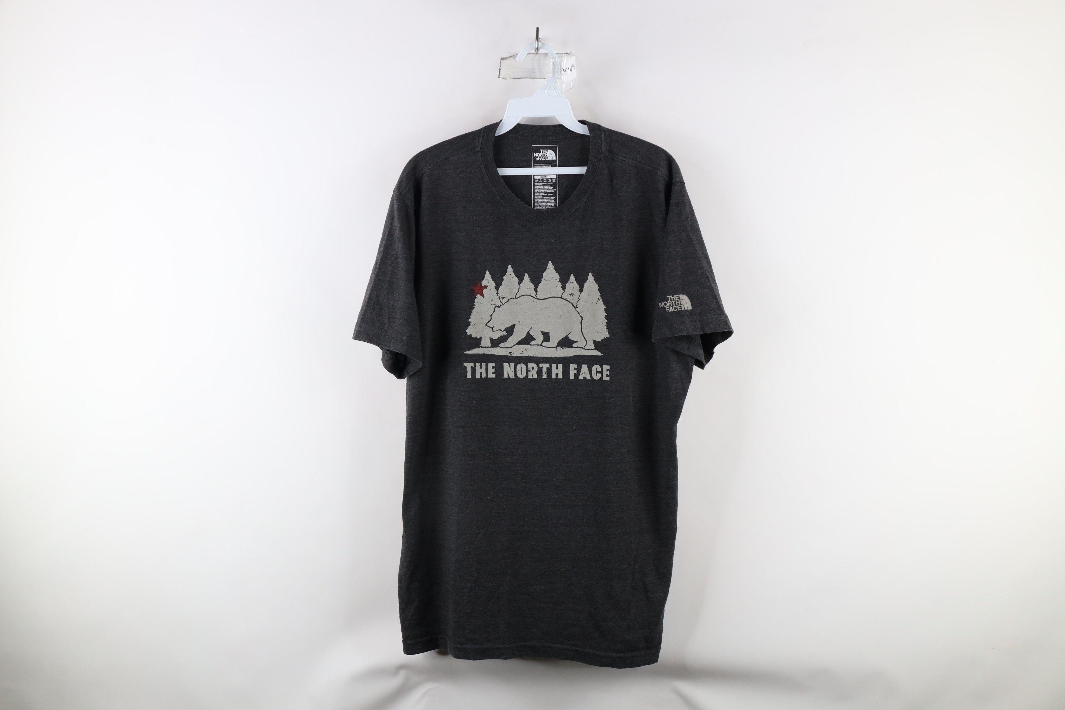 The North Face × Vintage The North Face Out Bear Short Sleeve T-Shirt Jersey Knit Size US XL / EU 56 / 4 - 1 Thumbnail