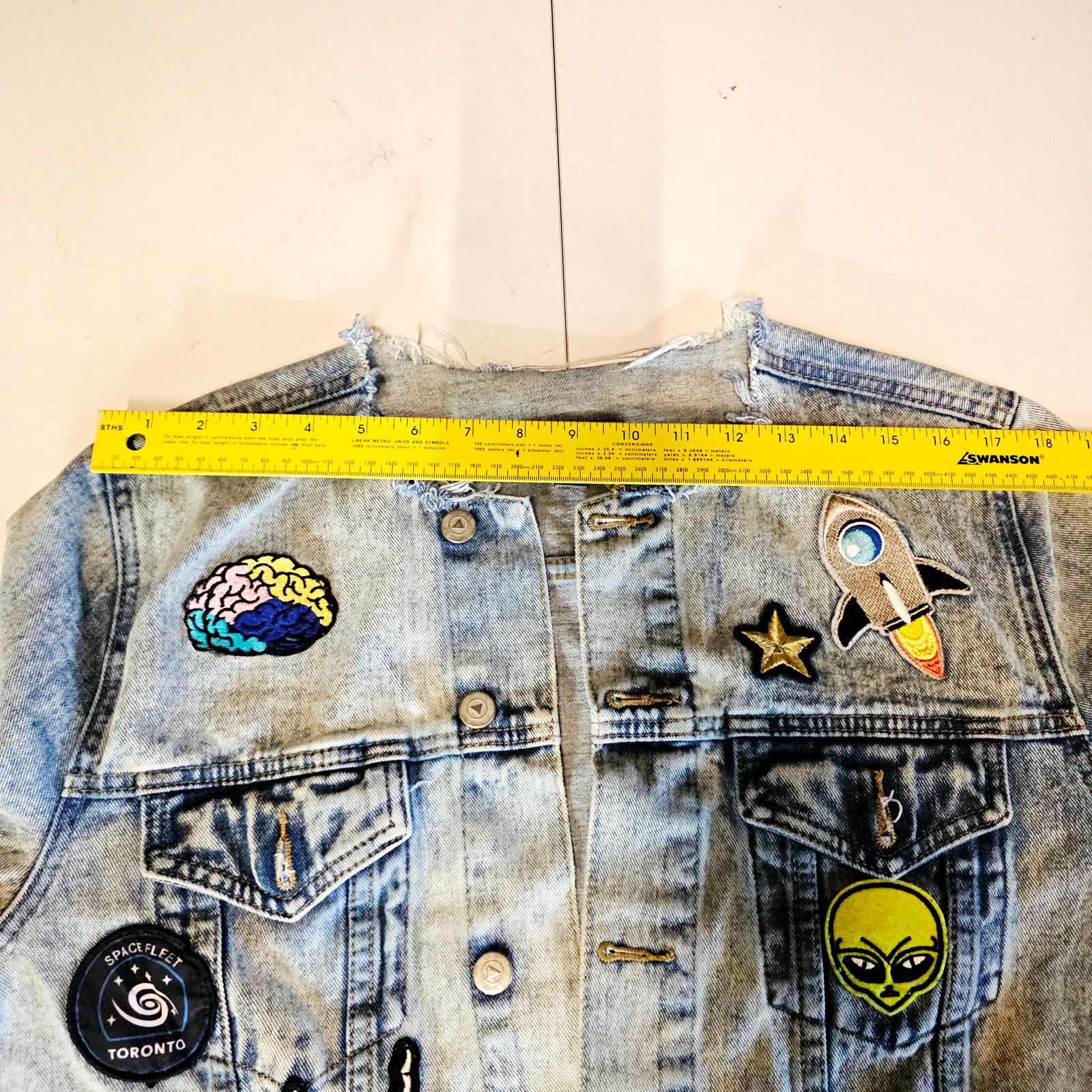 Asos ASOS Retro Denim Jacket Patches Light Blue M 3643 Size US M / EU 48-50 / 2 - 9 Thumbnail