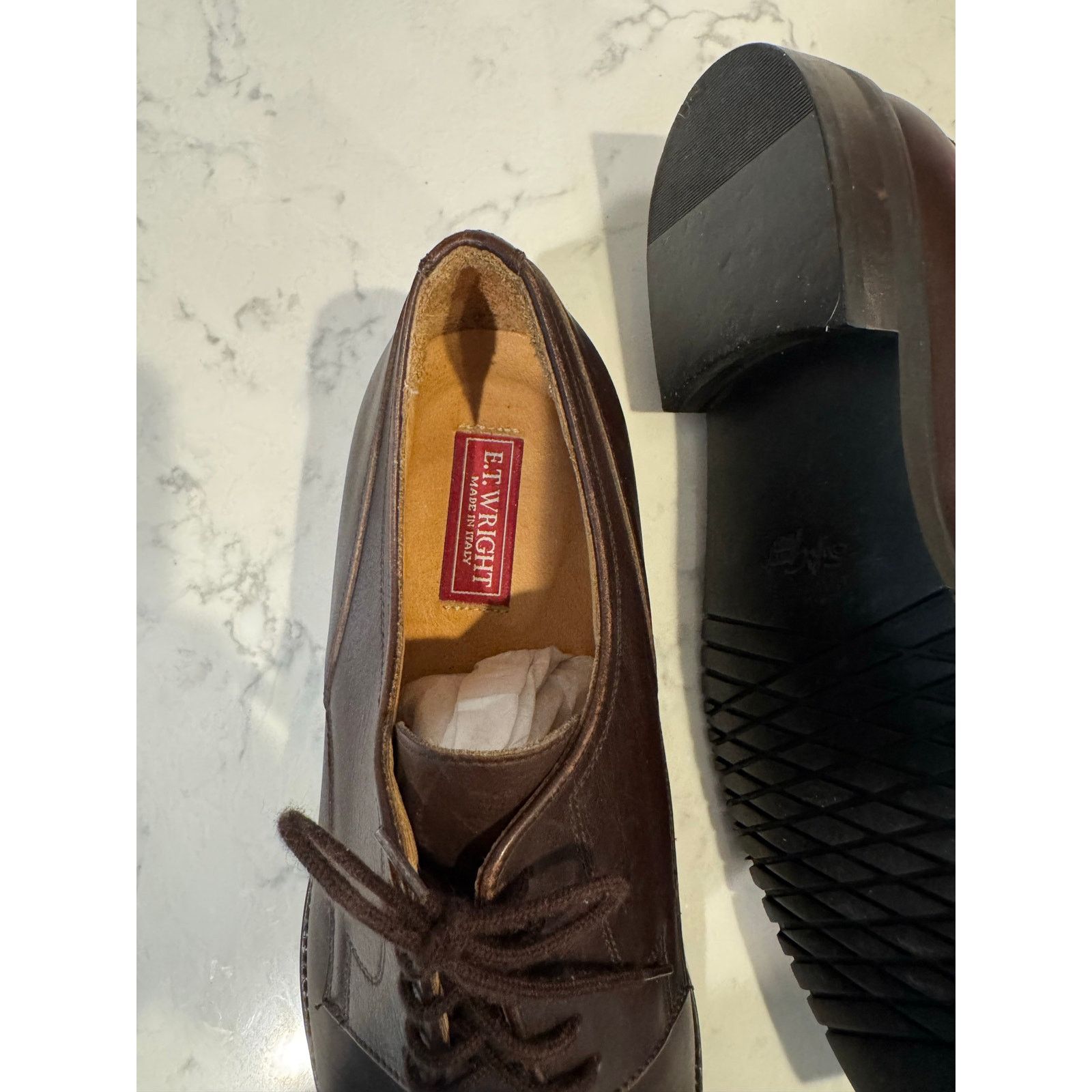 E.T. Wright E.T. Wright Oxford Dress Shoes Italian Made leather size 11 Size US 11 / EU 44 - 8 Thumbnail