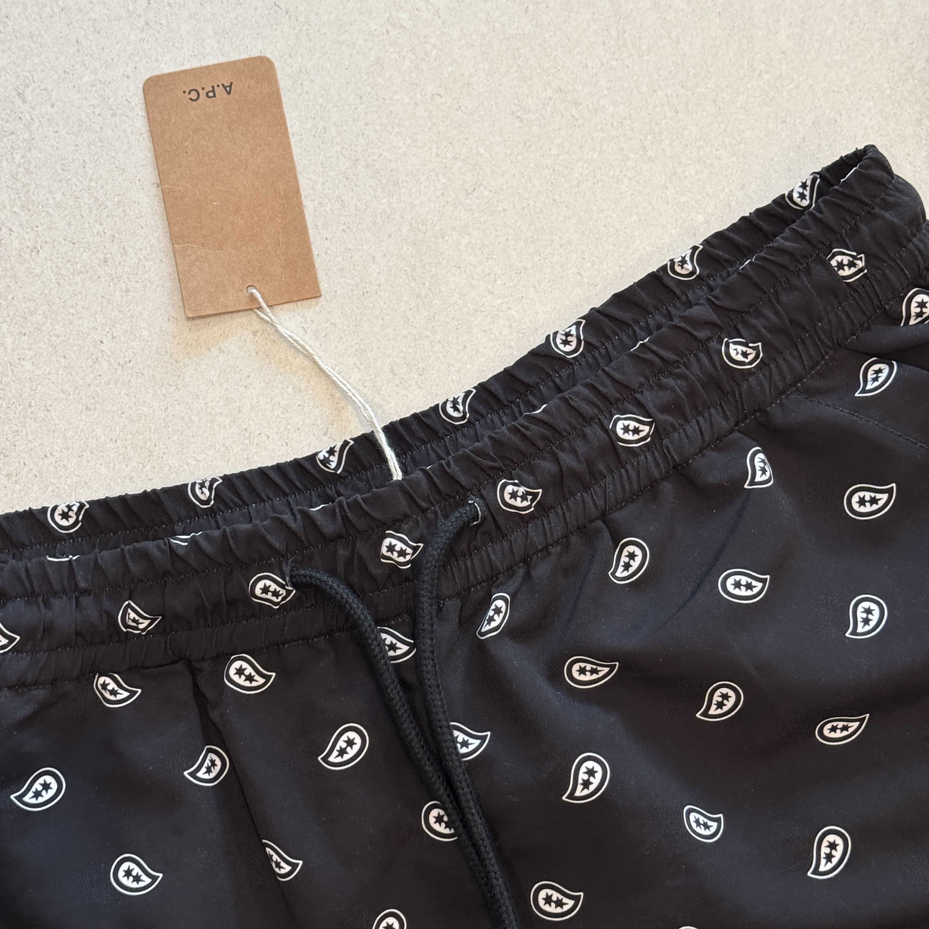 A.P.C. A.P.C. Bobby Swim Shorts - Black Size US 26 / EU 42 - 2 Thumbnail