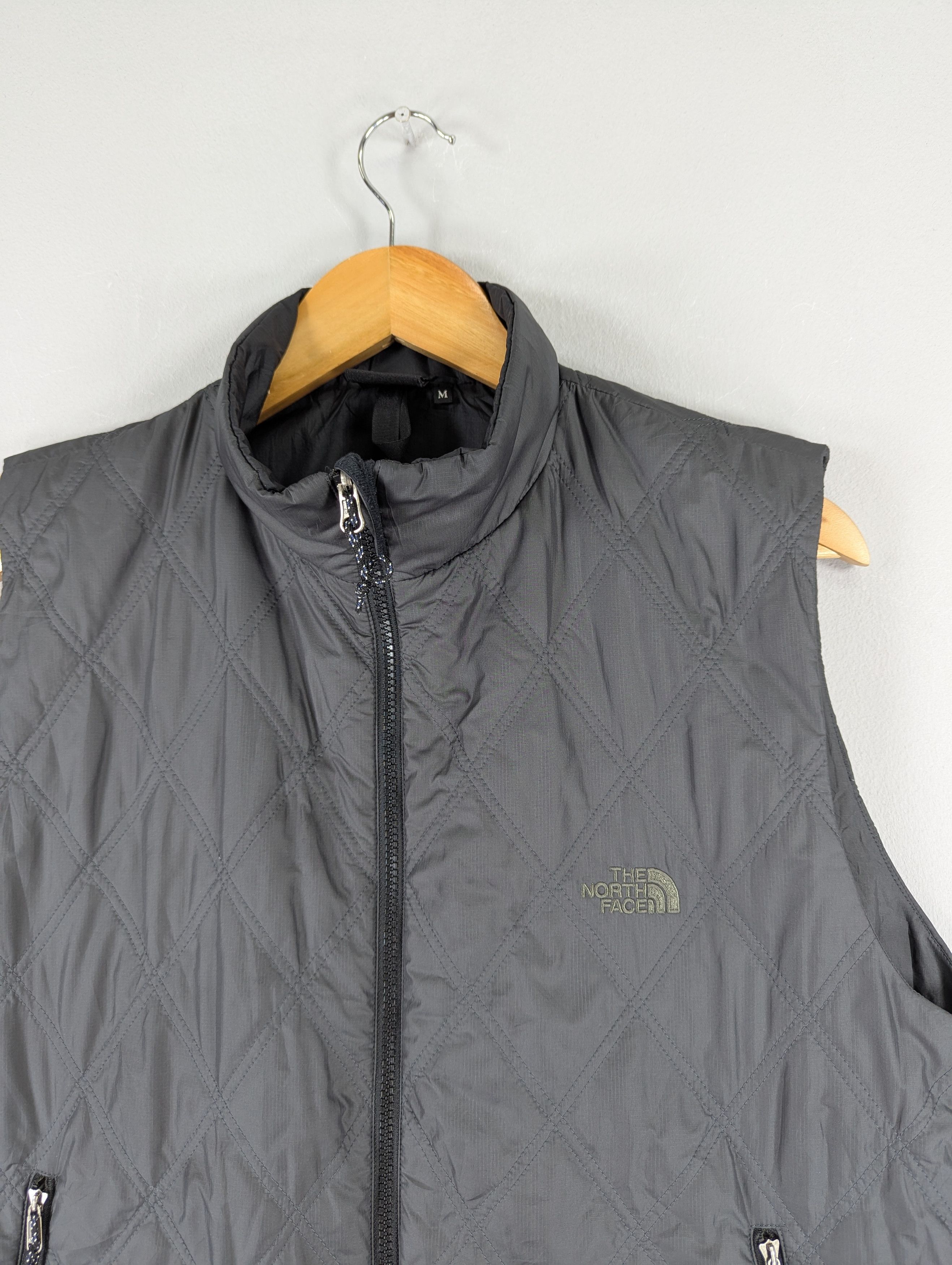 The North Face The North Face Down Vest Quilted Size M Size US M / EU 48-50 / 2 - 6 Thumbnail