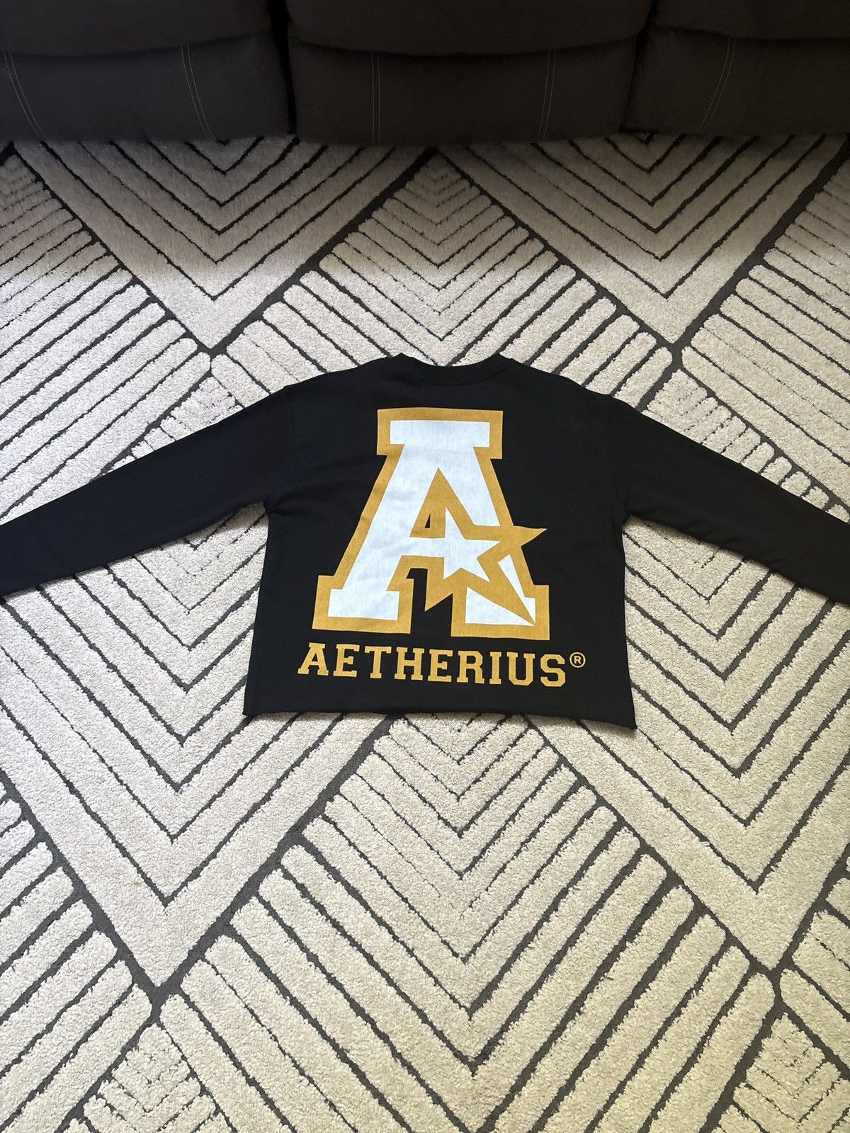 Other Long sleeve Size US M / EU 48-50 / 2 - 5 Thumbnail