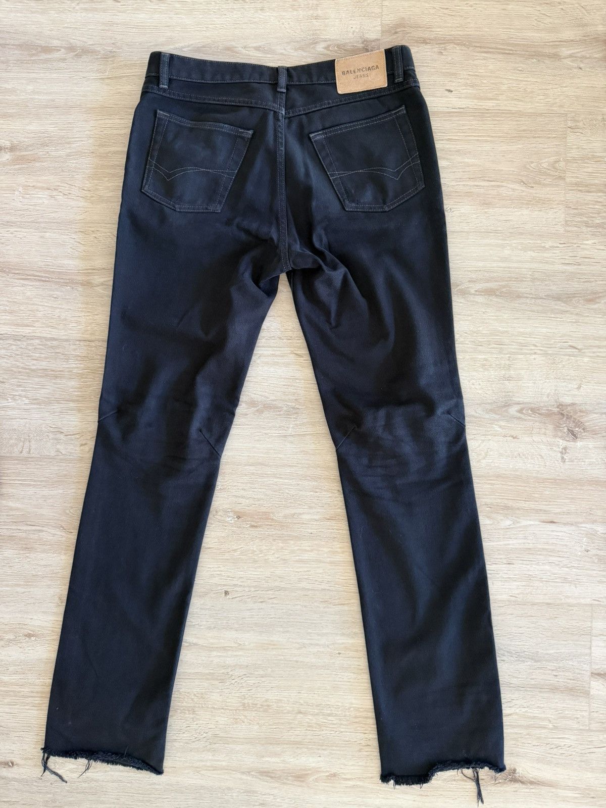 Balenciaga Balenciaga Black Super Fitted Jeans sz 30 Size US 30 / EU 46 - 3 Thumbnail