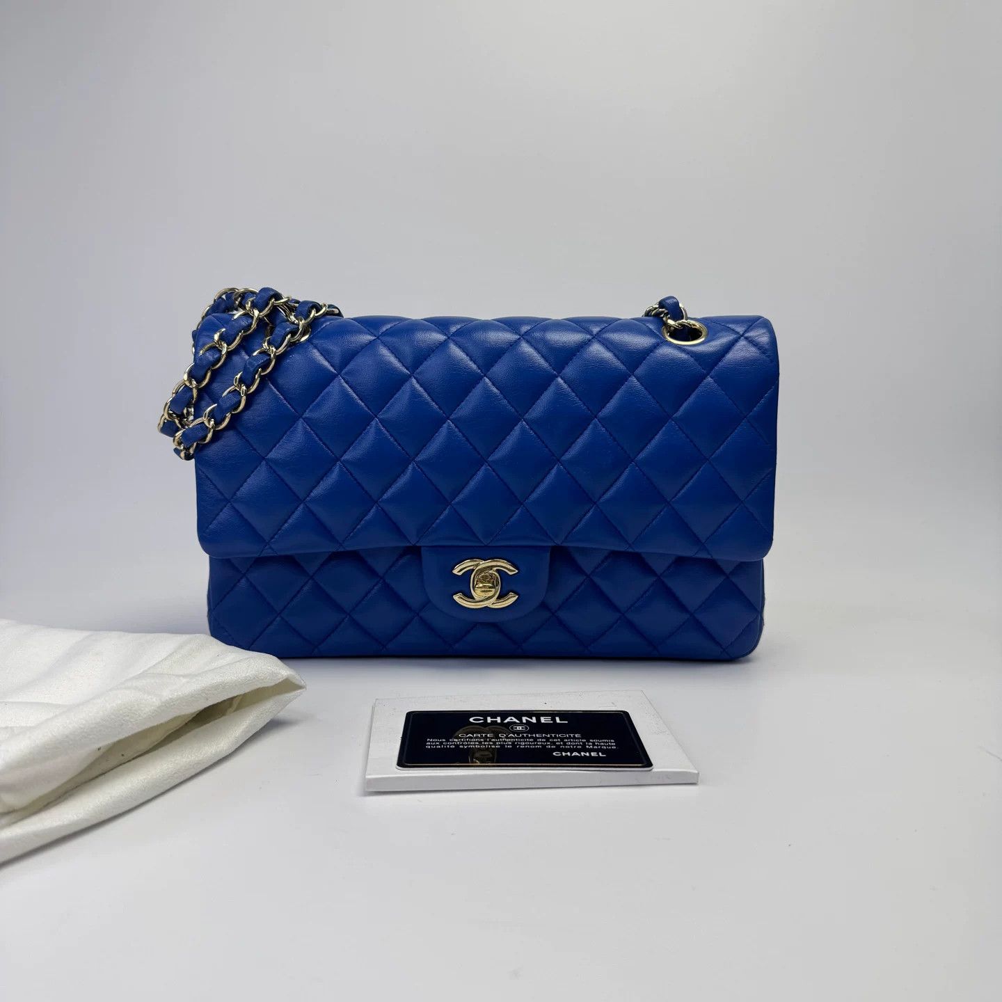 Chanel Pre-loved Bag Very good condition Size ONE SIZE - 1 Thumbnail