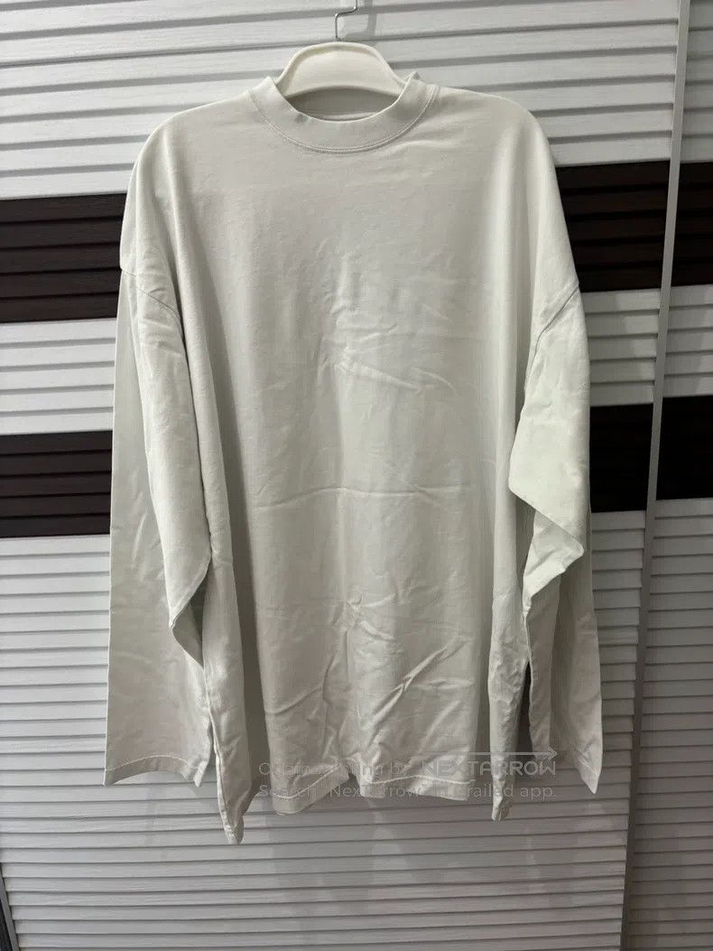 Balenciaga Balenciaga Casual solid-color round-neck print long-sleeve Size US M / EU 48-50 / 2 - 2 Thumbnail